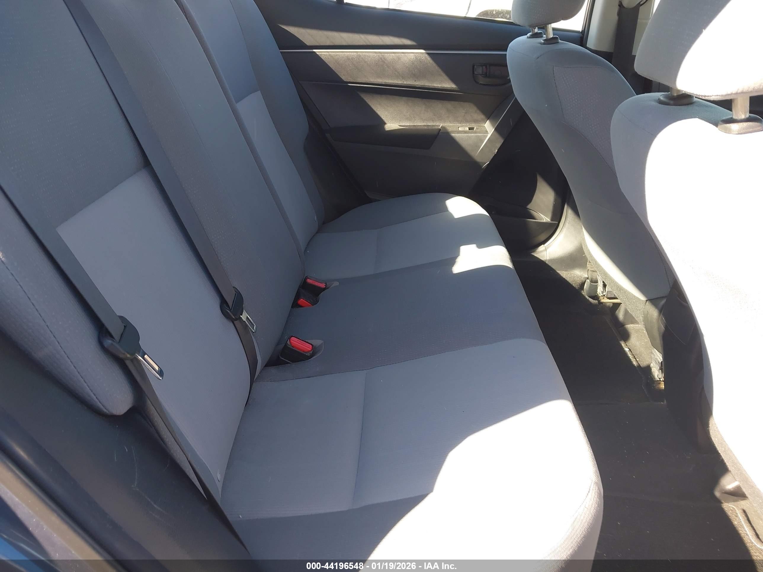 TOYOTA COROLLA image 8