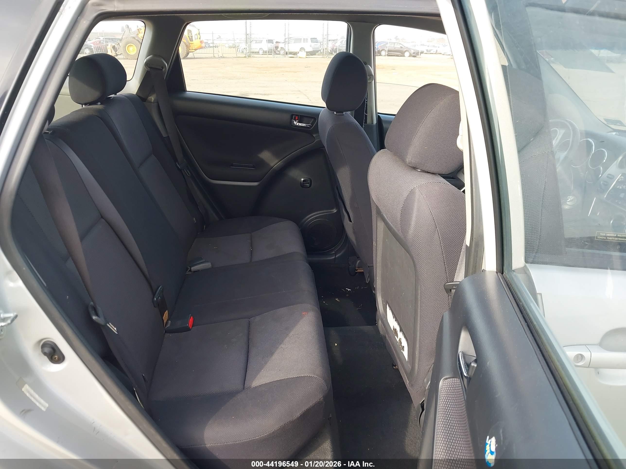 TOYOTA MATRIX image 8