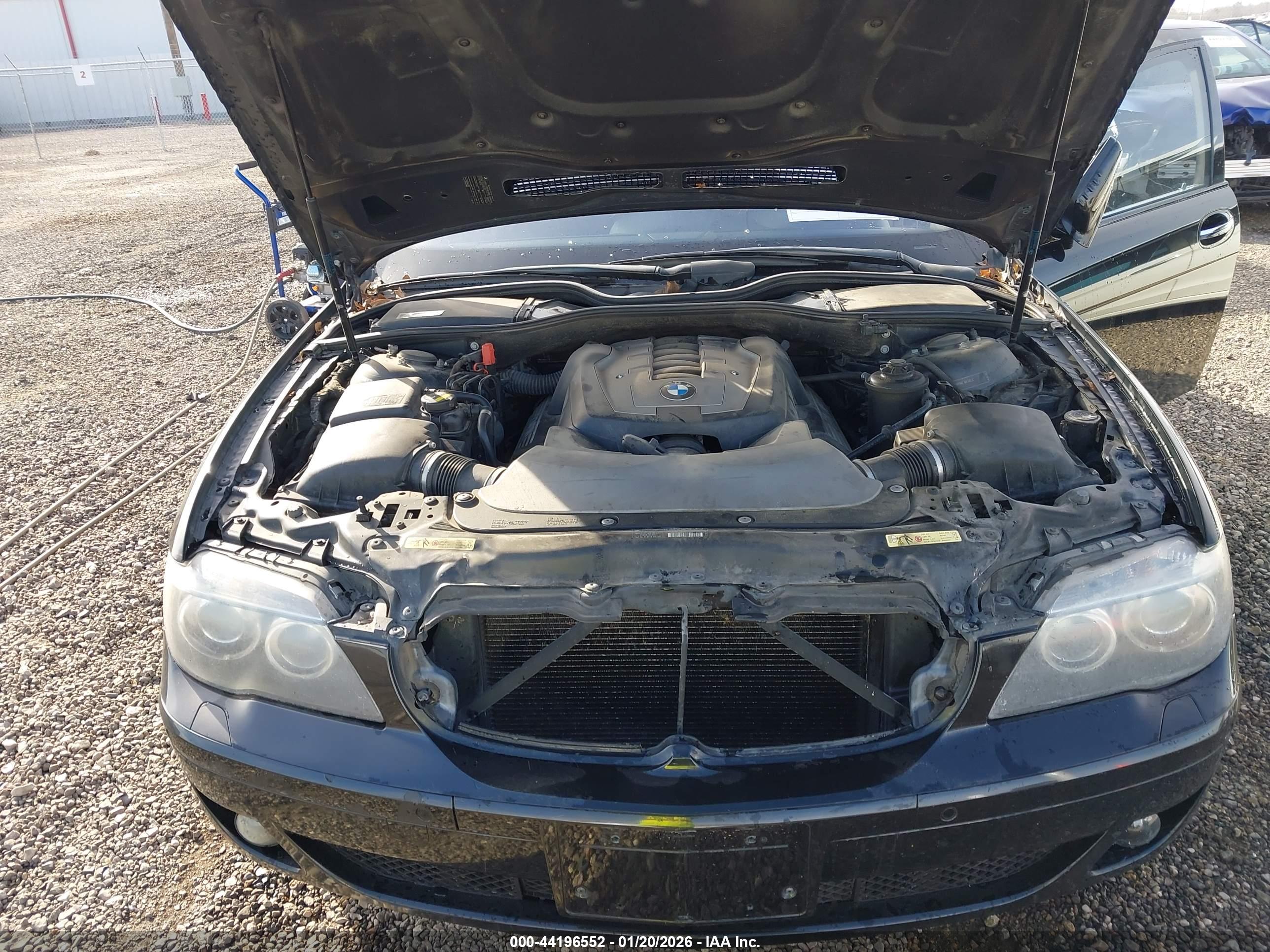 BMW 750LI image 10