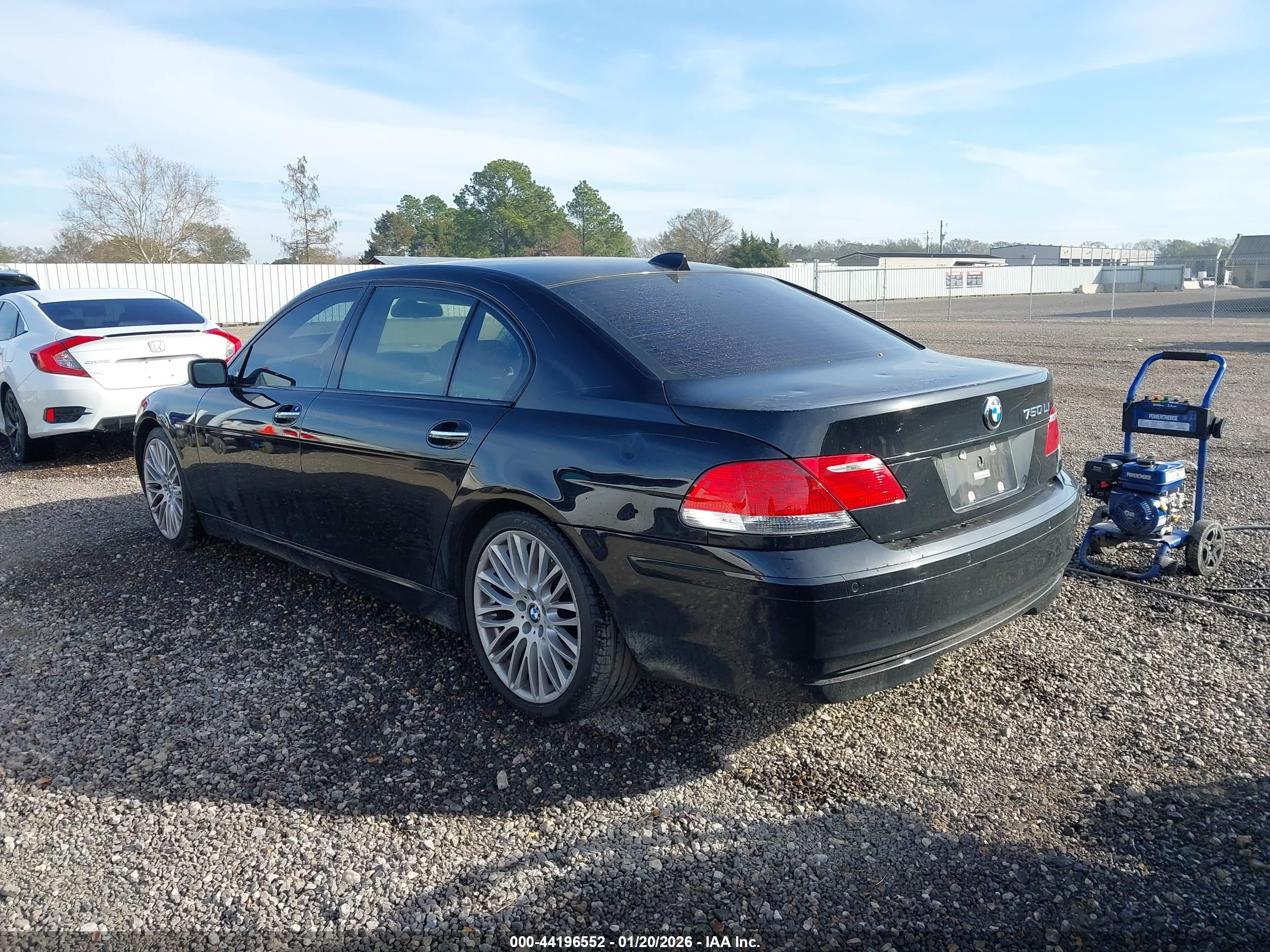 BMW 750LI image 3