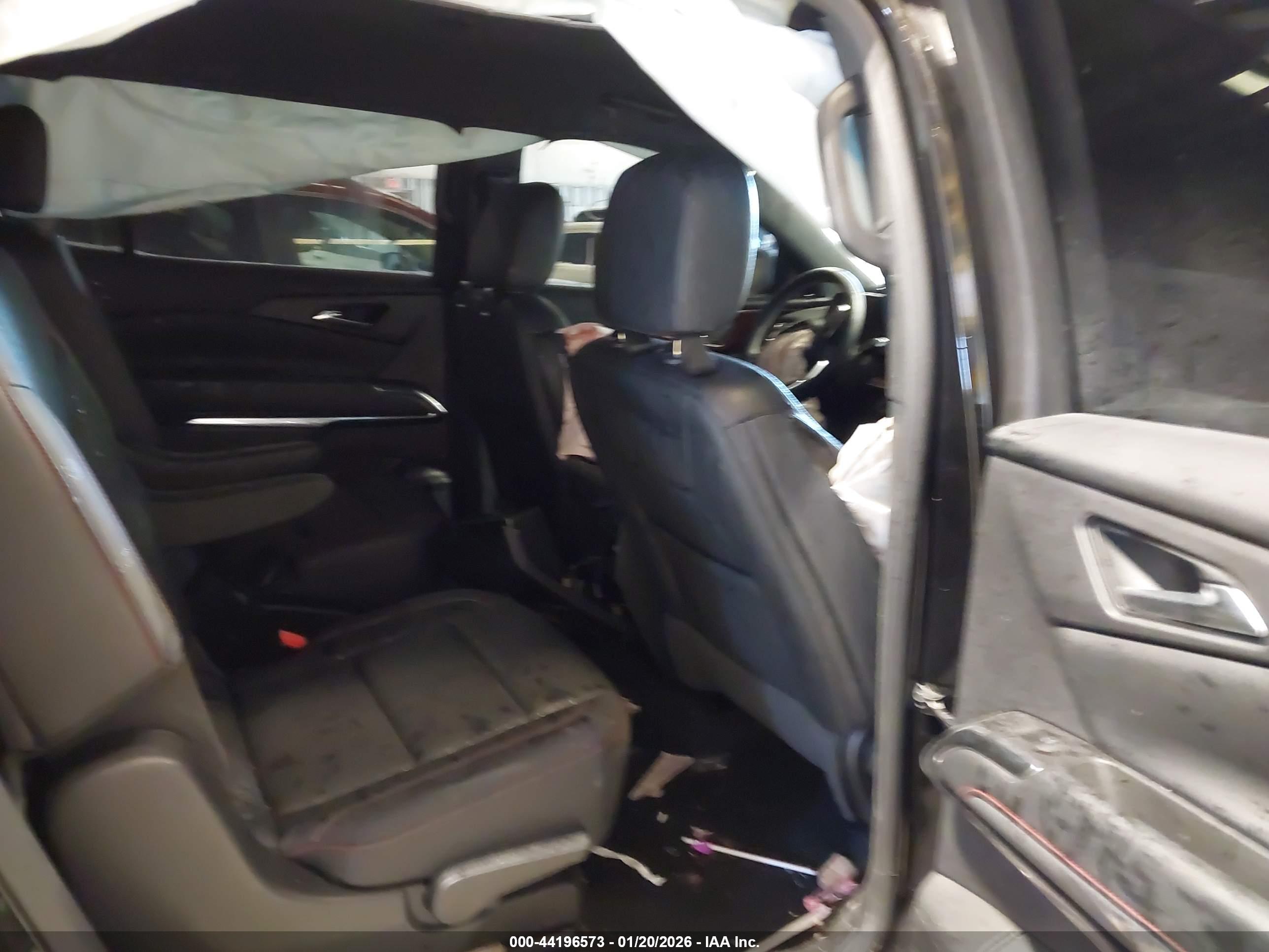 CHEVROLET TRAVERSE image 8