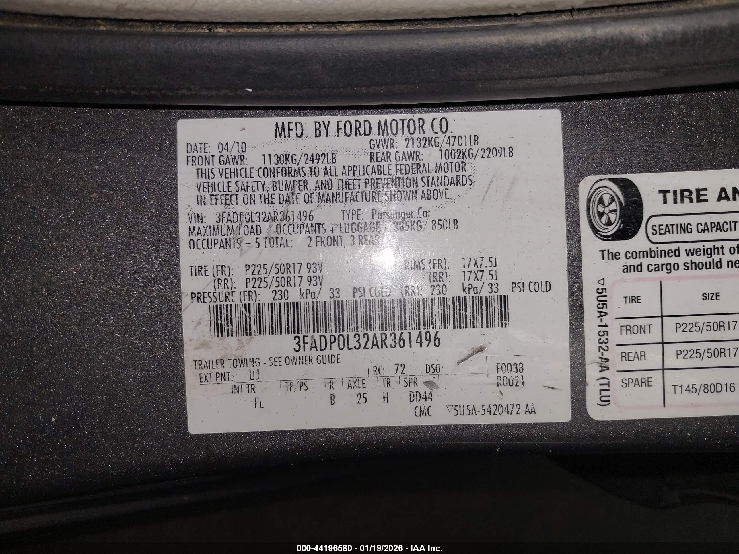 FORD FUSION image 9