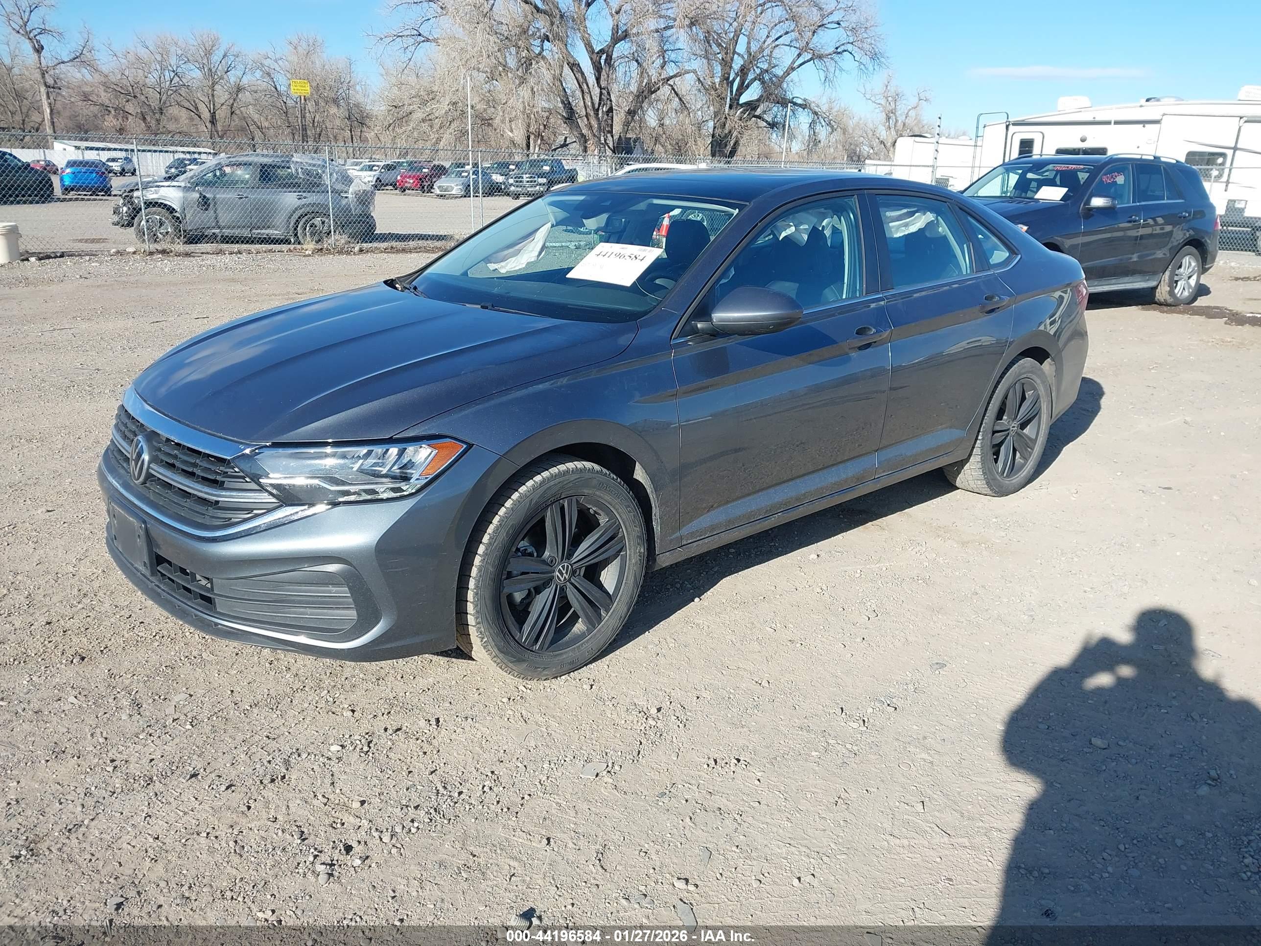 VOLKSWAGEN JETTA image 2