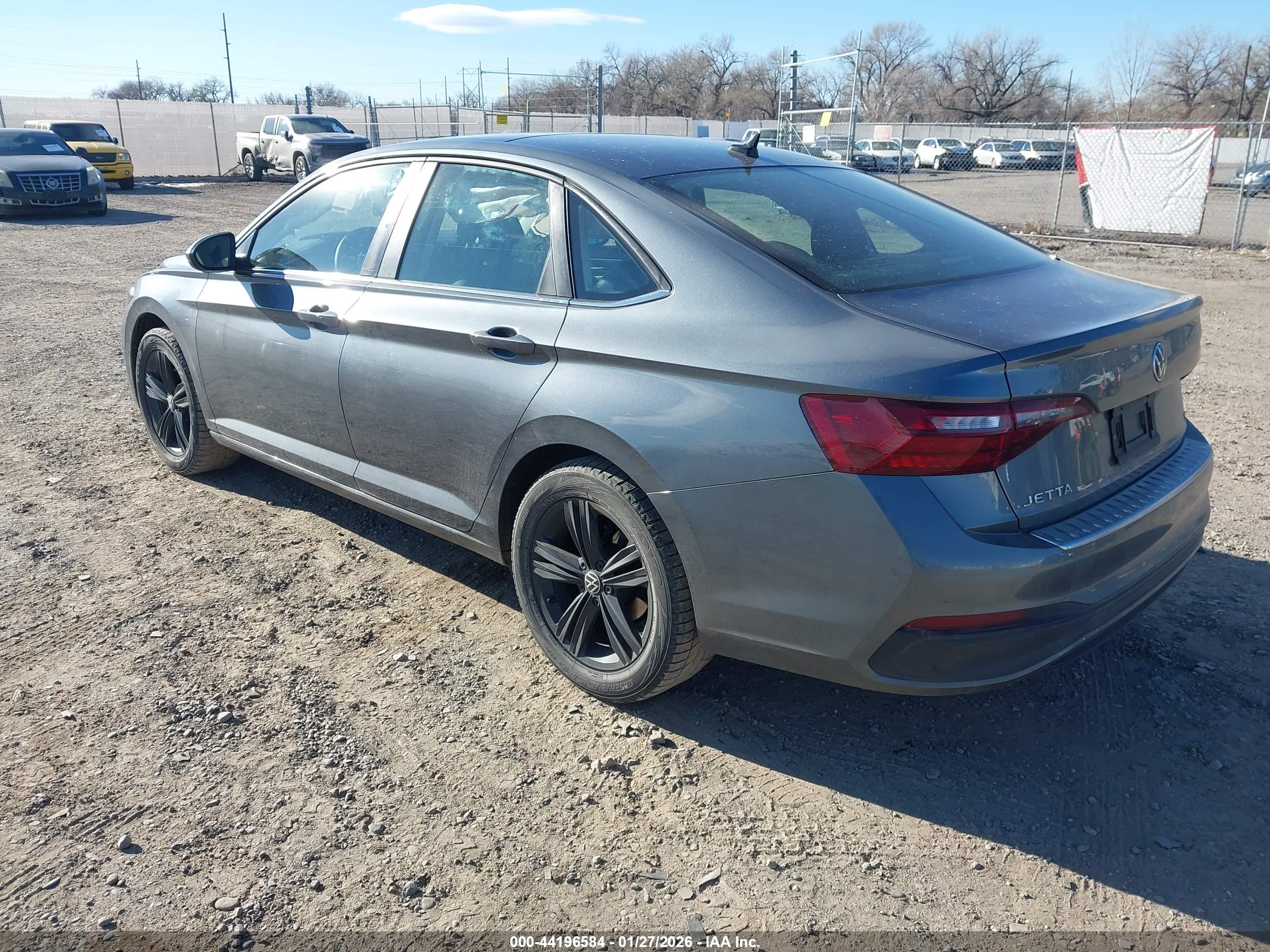 VOLKSWAGEN JETTA image 3