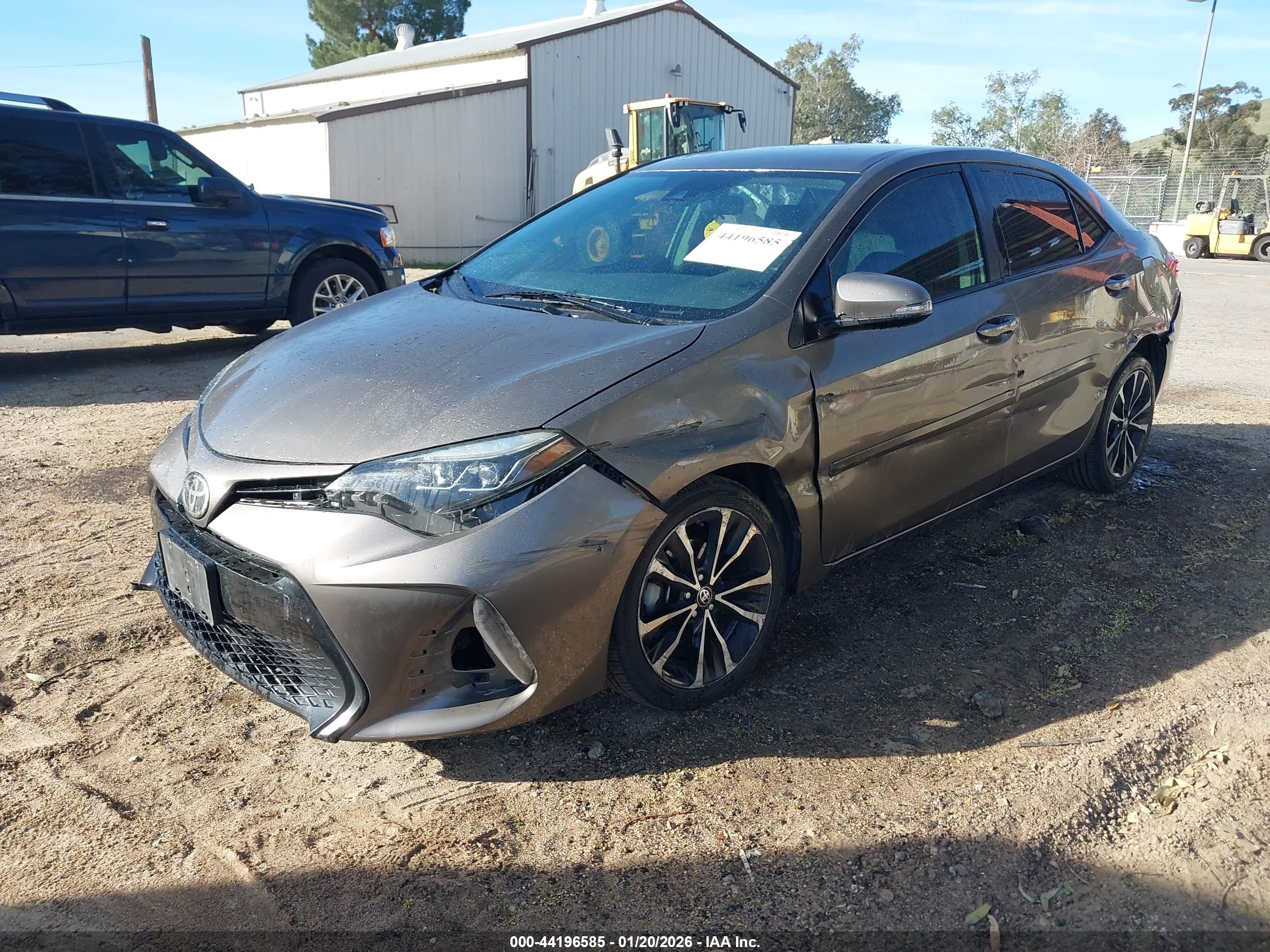 TOYOTA COROLLA image 2