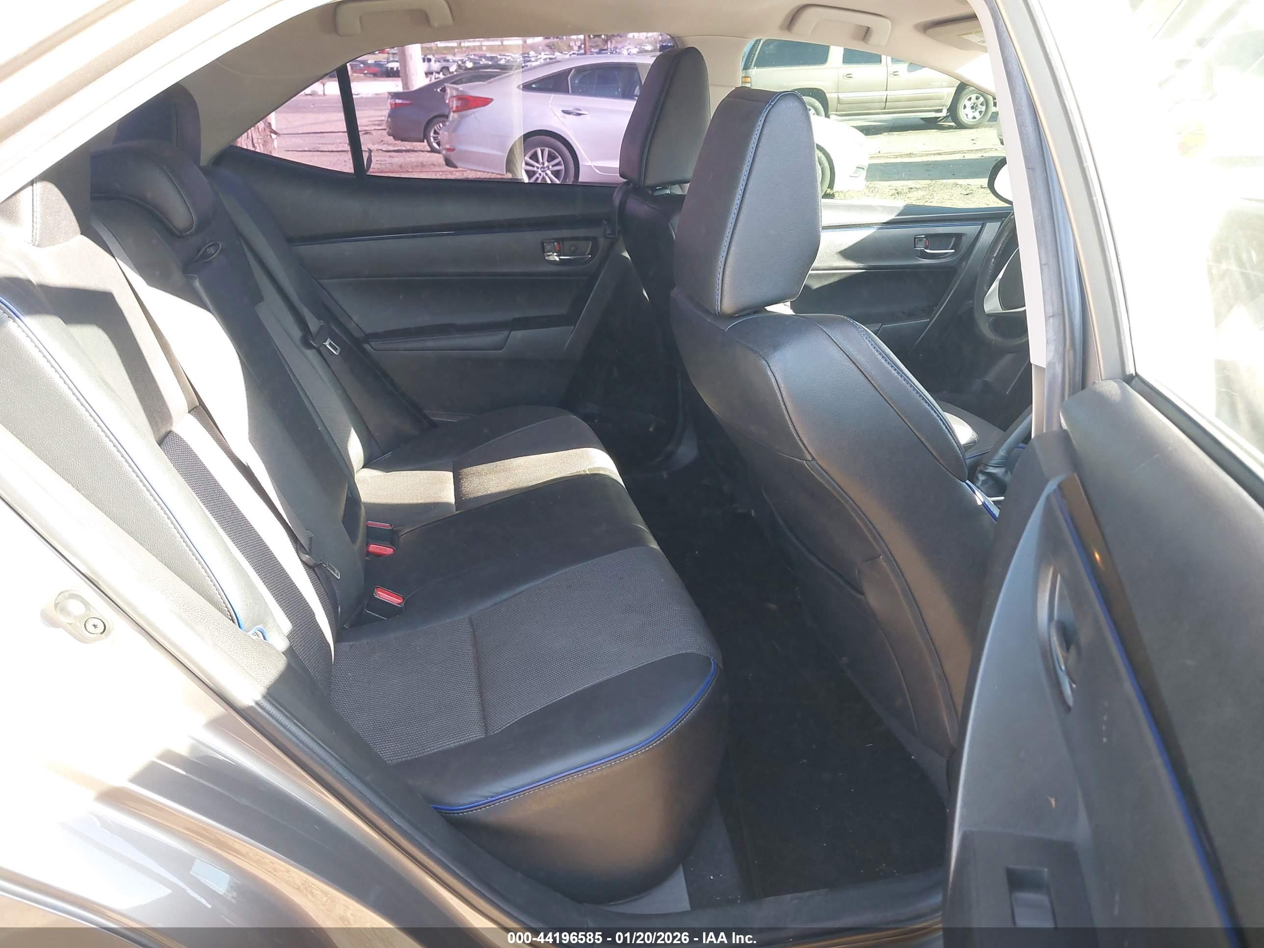 TOYOTA COROLLA image 8