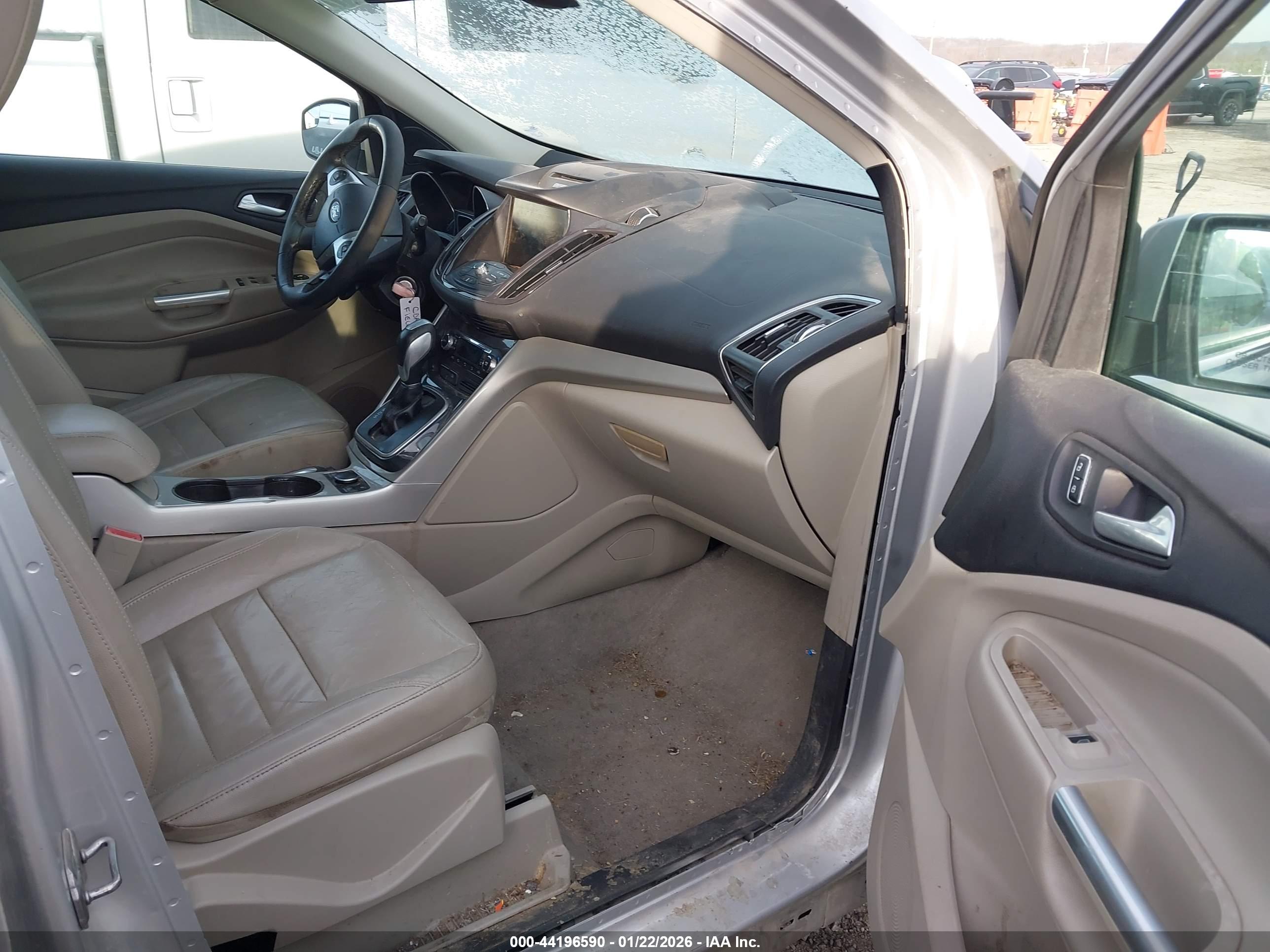 FORD ESCAPE image 5