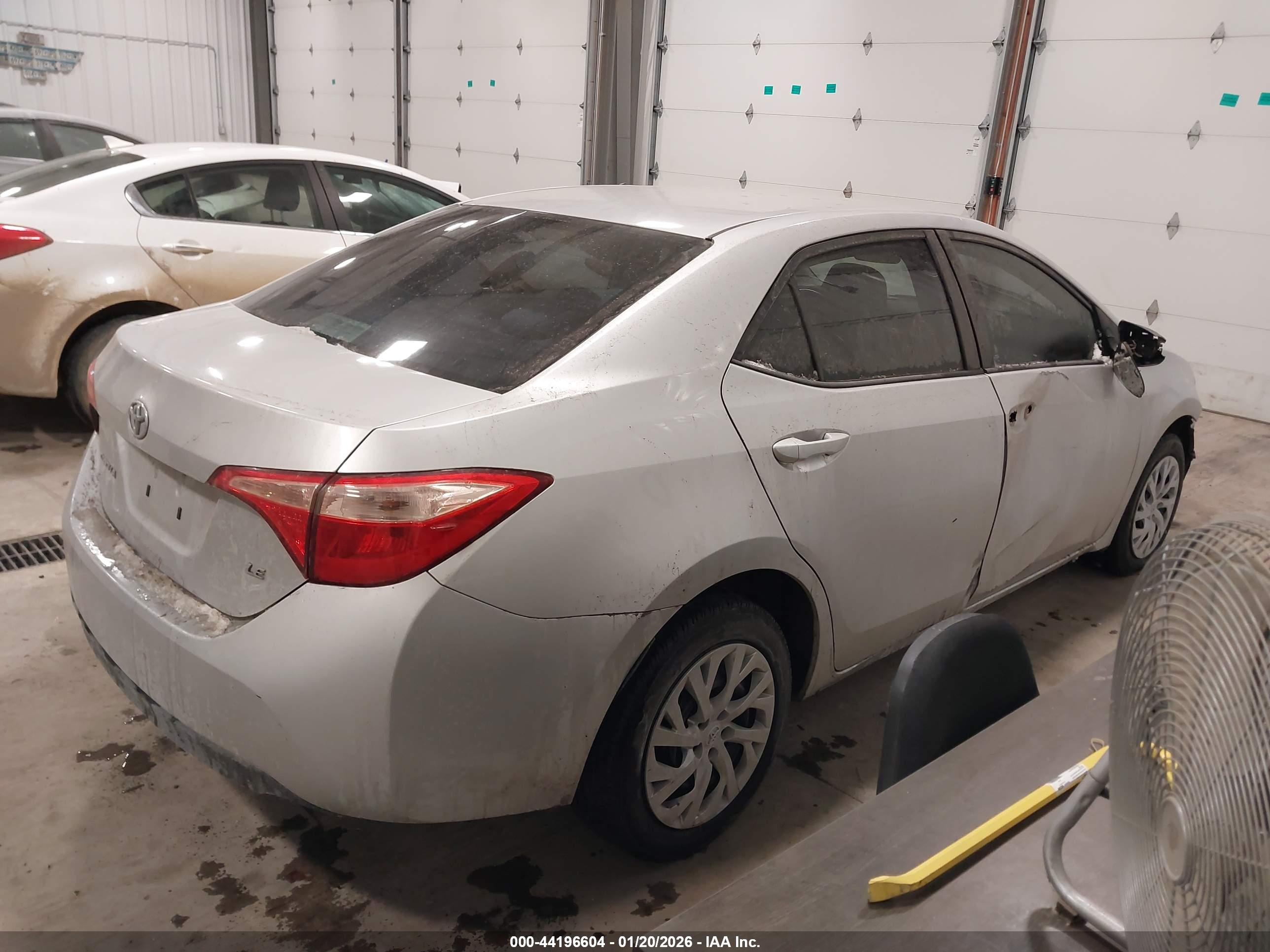 TOYOTA COROLLA image 4