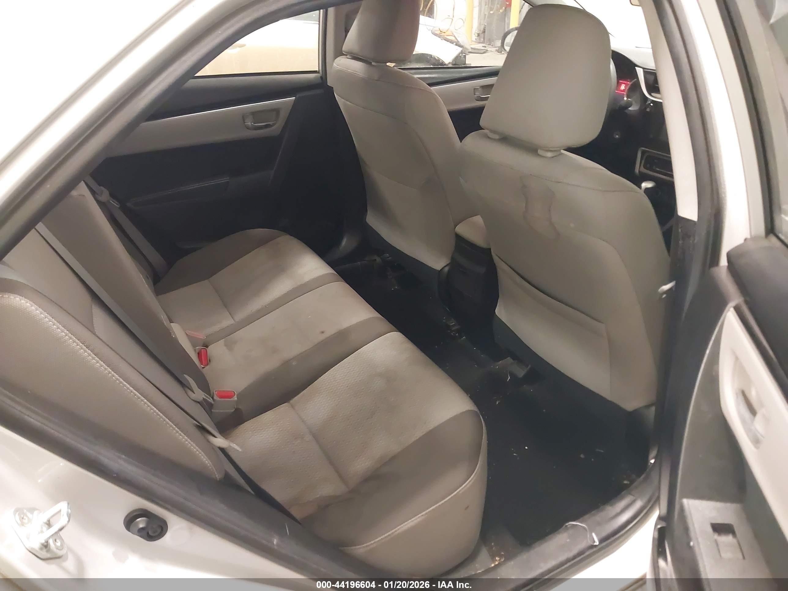 TOYOTA COROLLA image 8