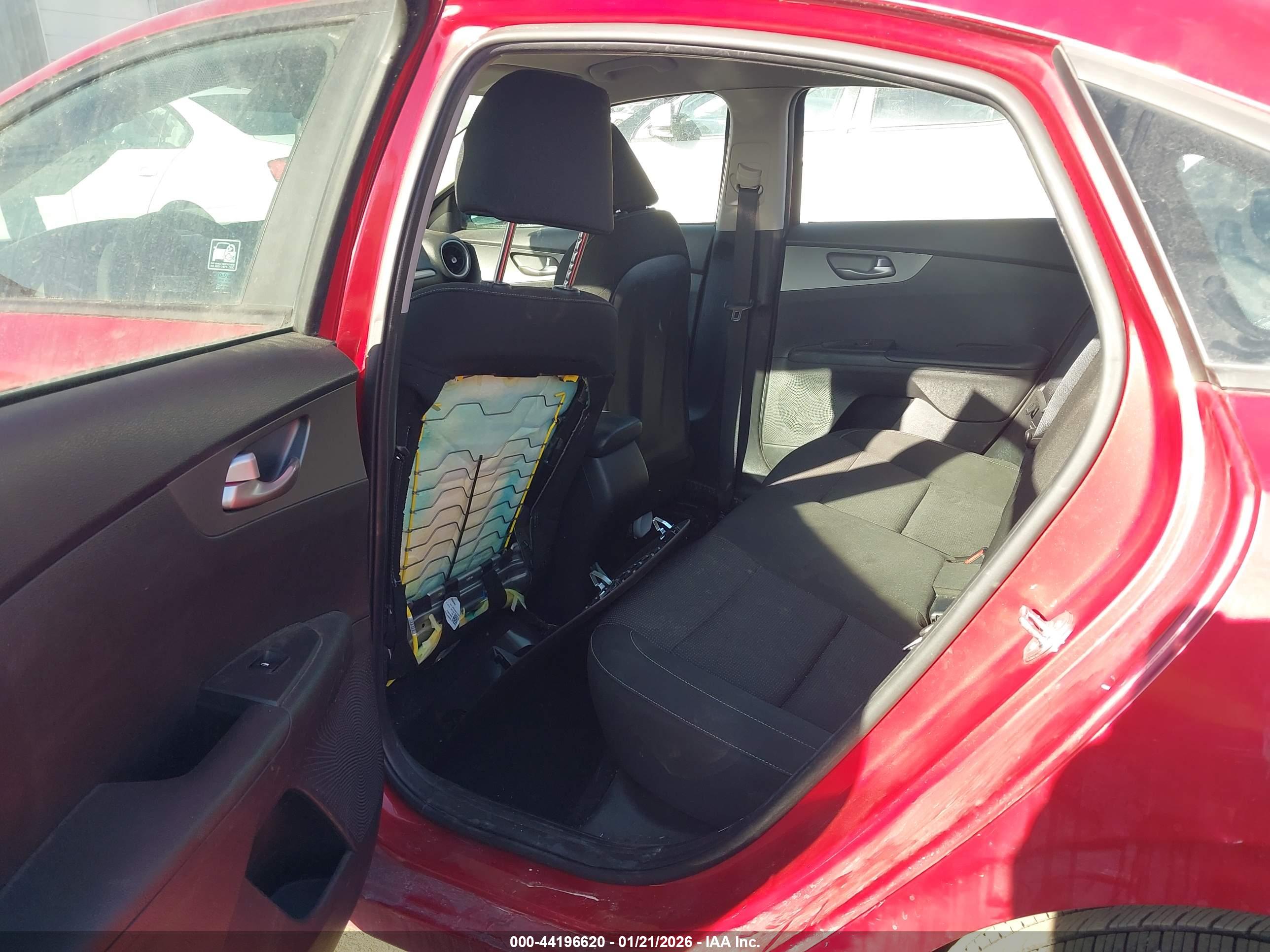 KIA FORTE image 8