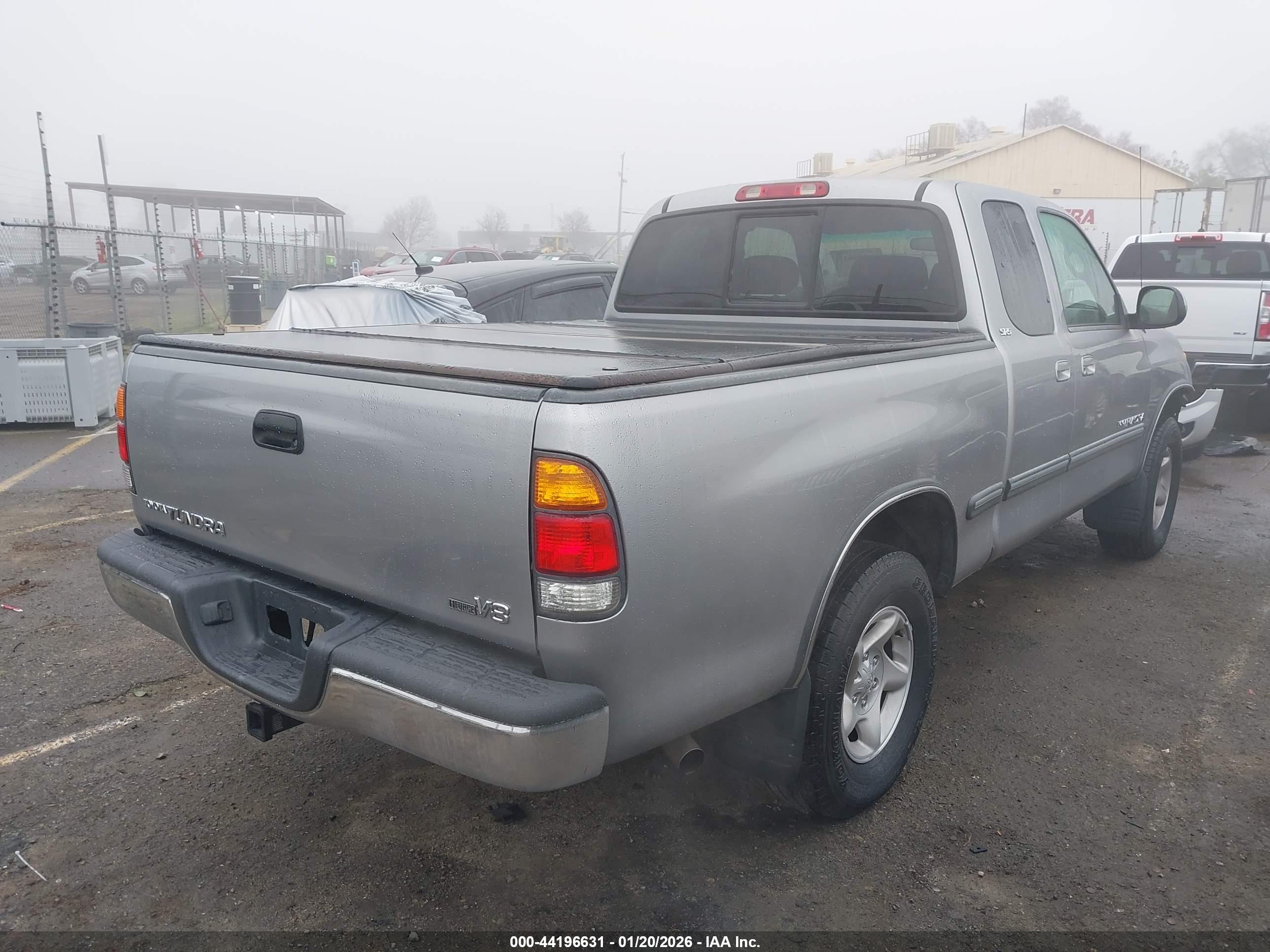 TOYOTA TUNDRA image 4