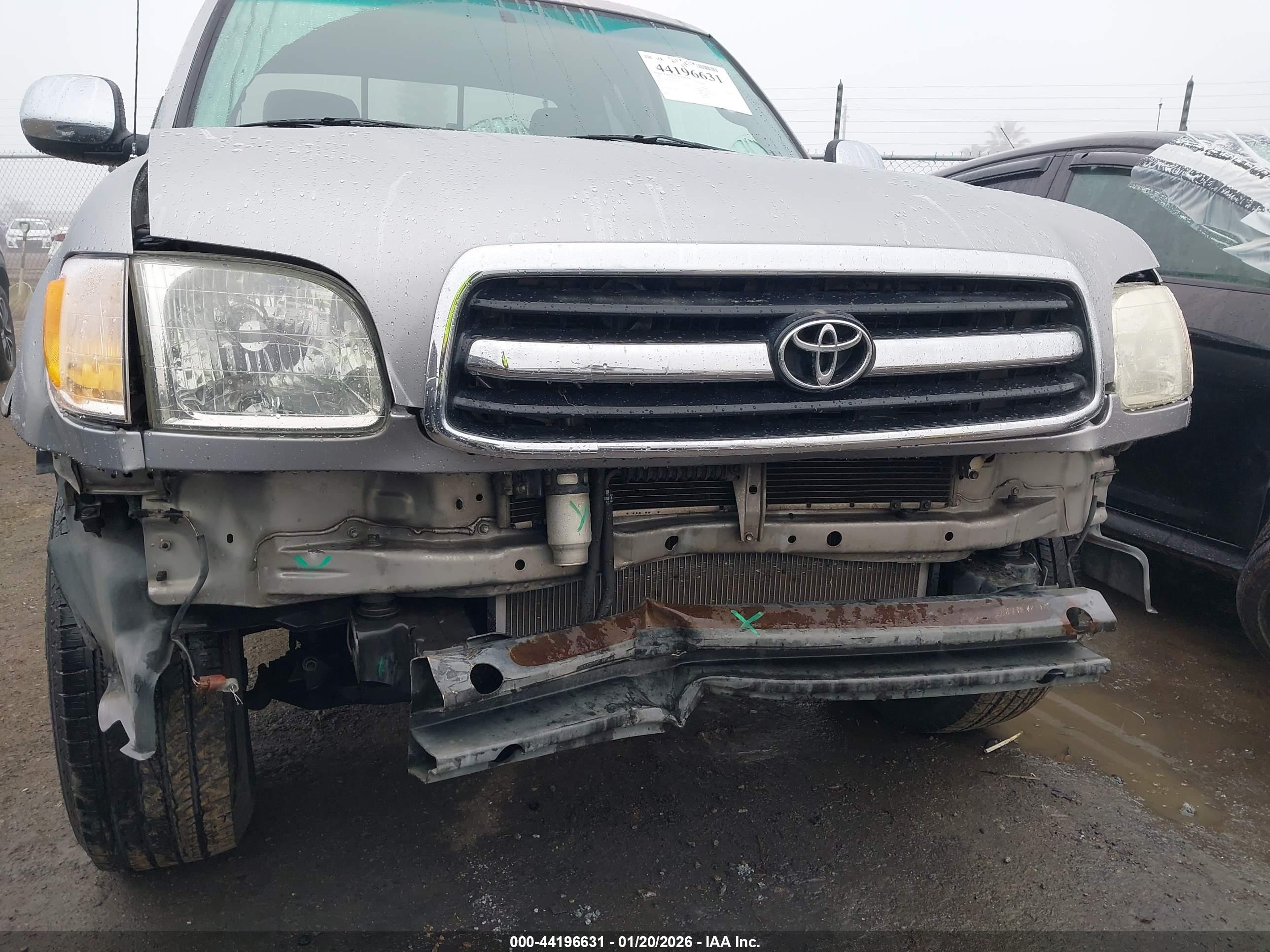 TOYOTA TUNDRA image 6