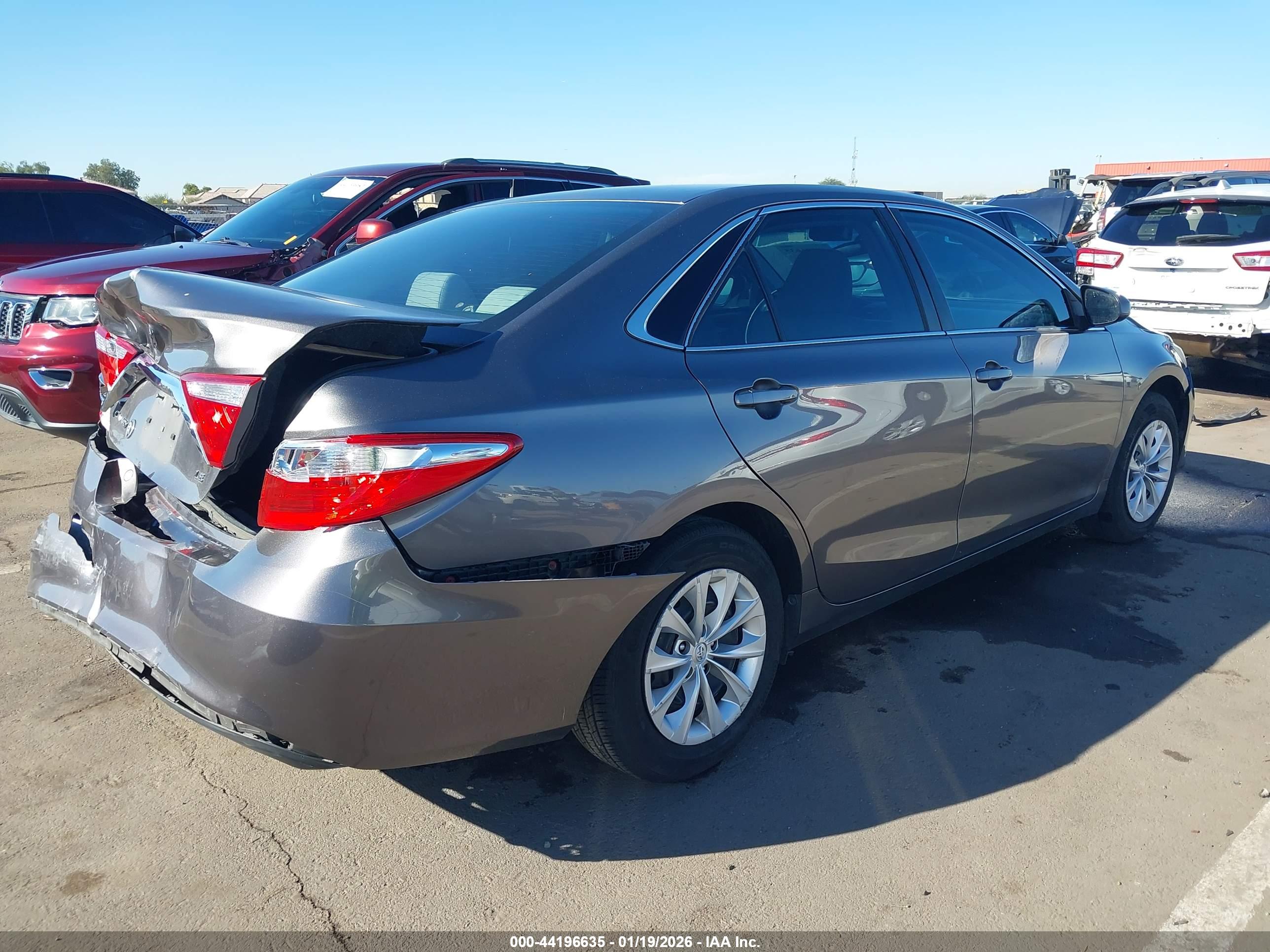 TOYOTA CAMRY image 4
