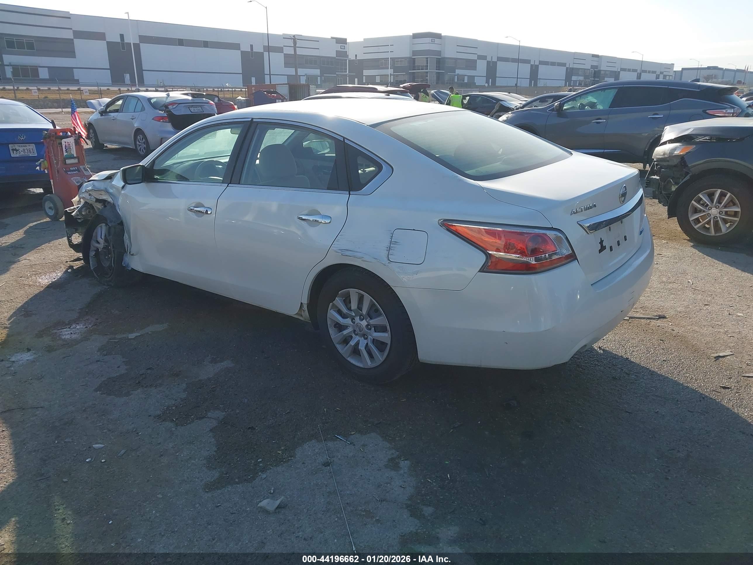 NISSAN ALTIMA image 3