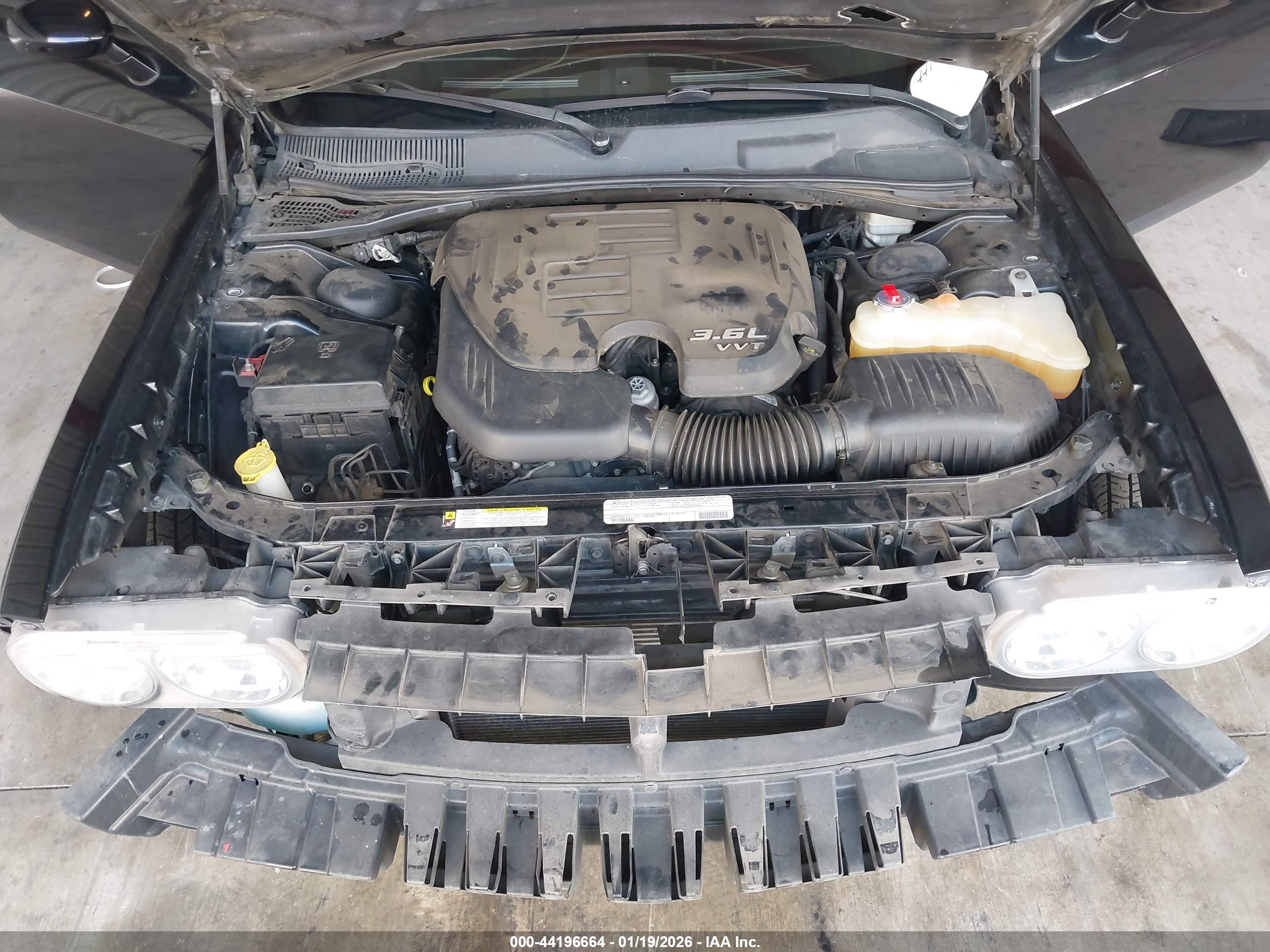 DODGE CHALLENGER image 10