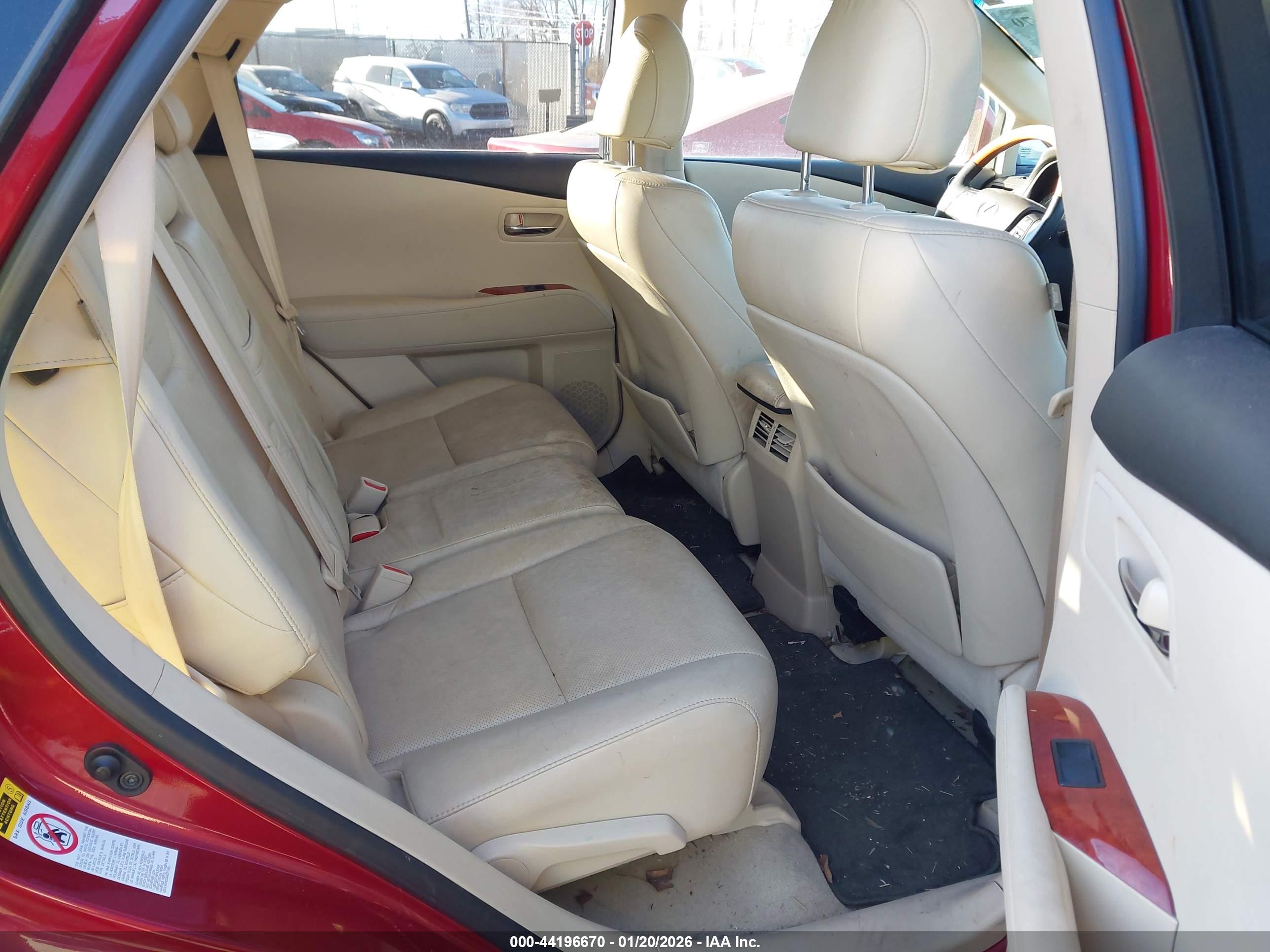 LEXUS RX image 8