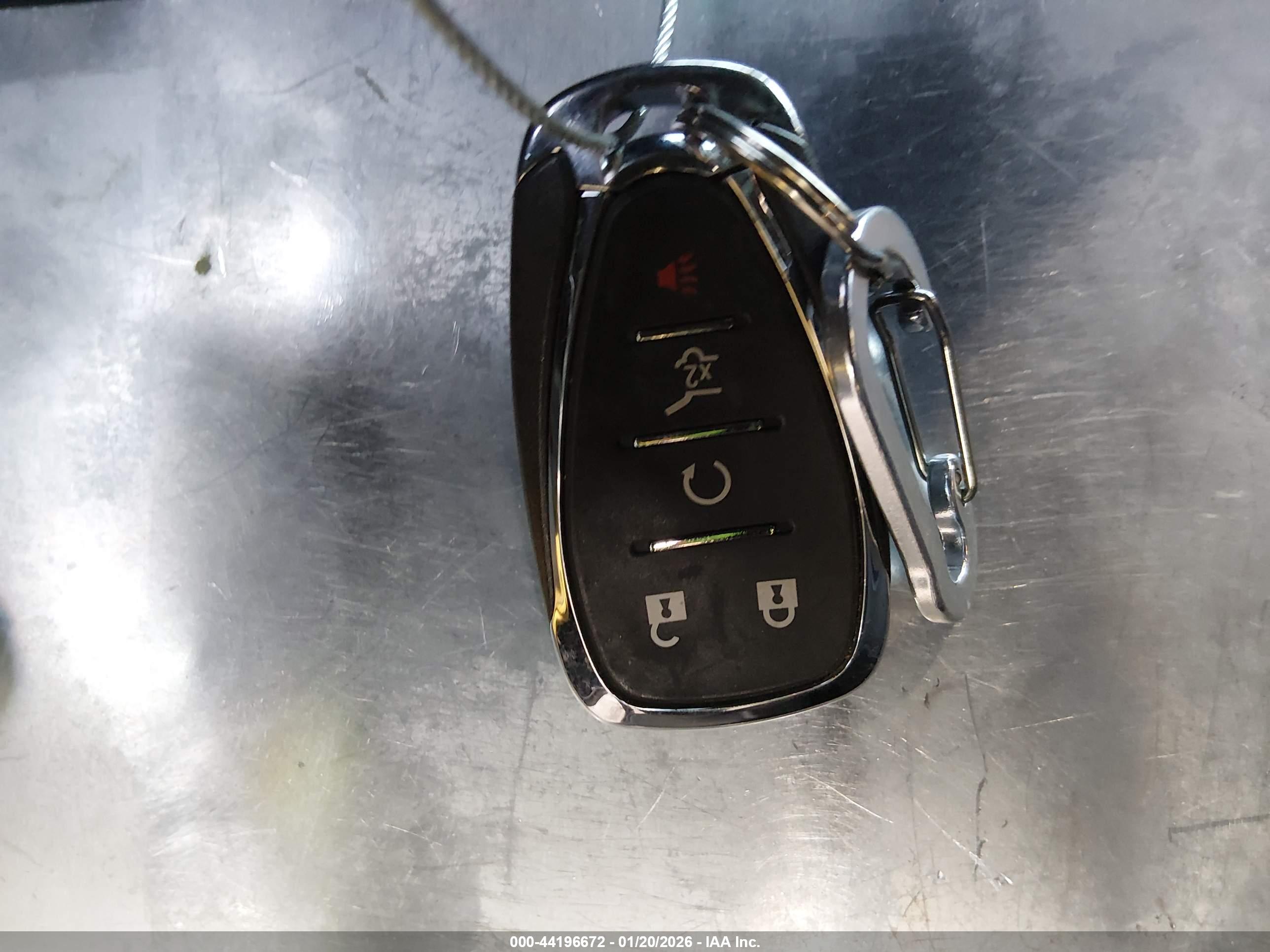 CHEVROLET EQUINOX image 11