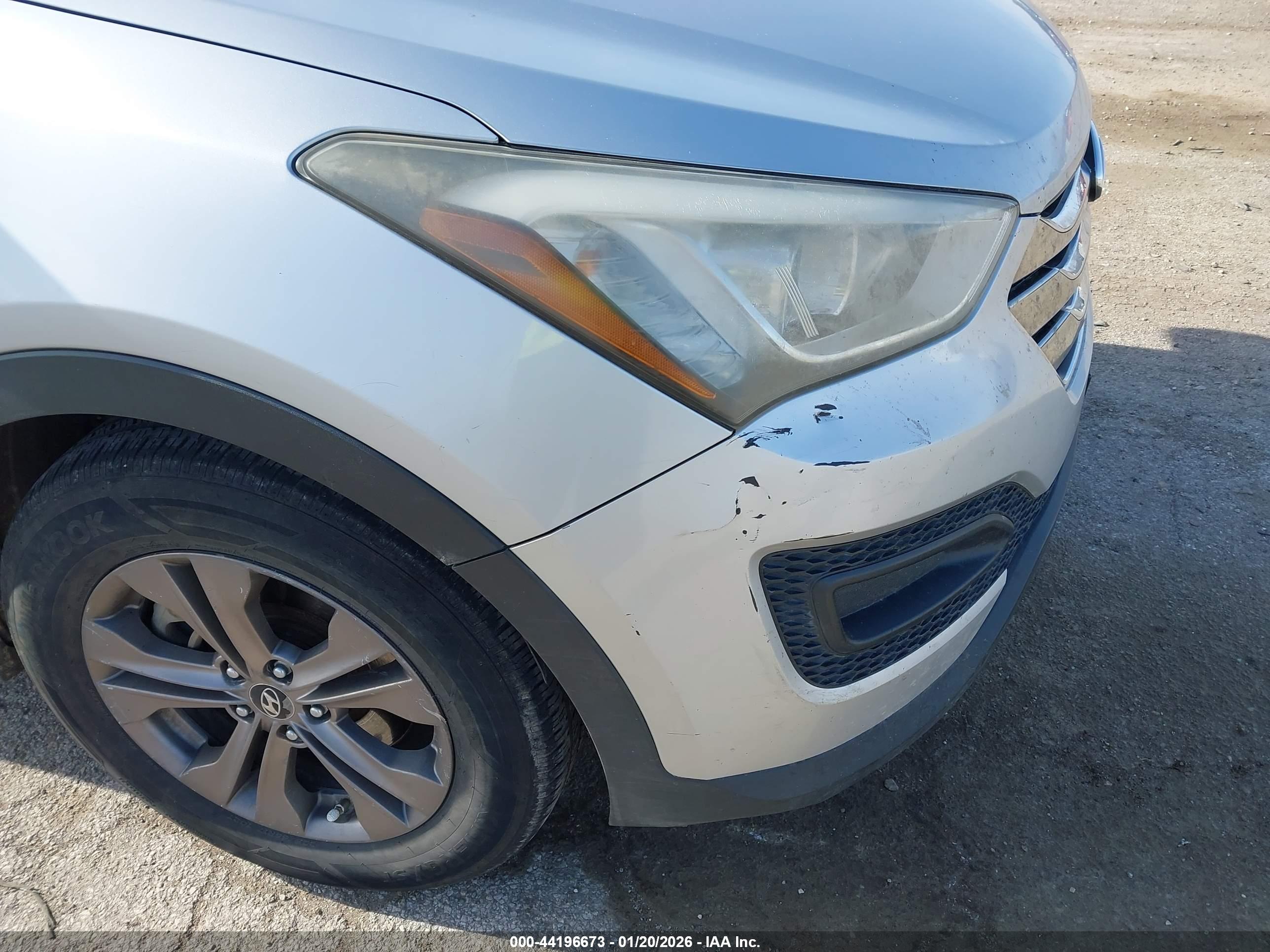 HYUNDAI SANTA image 6