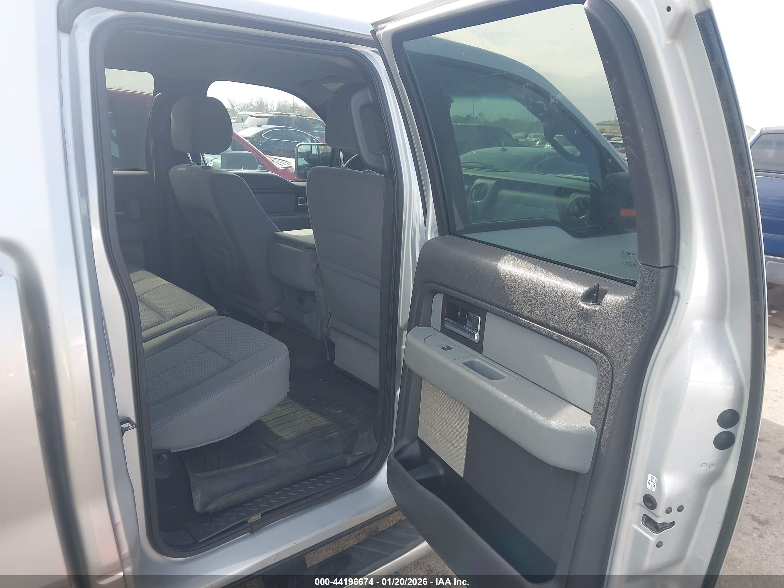 FORD F-150 image 8