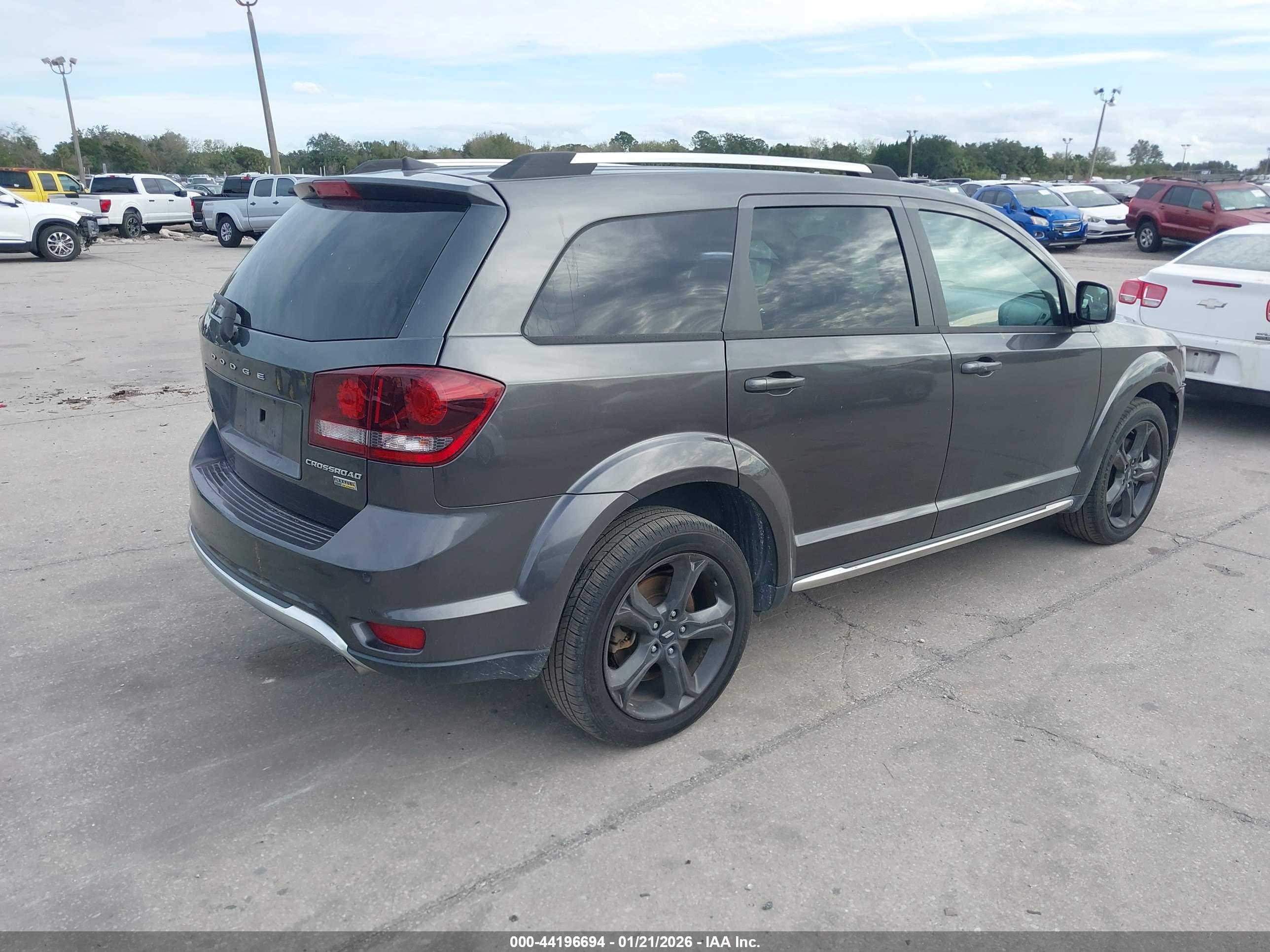 DODGE JOURNEY image 4
