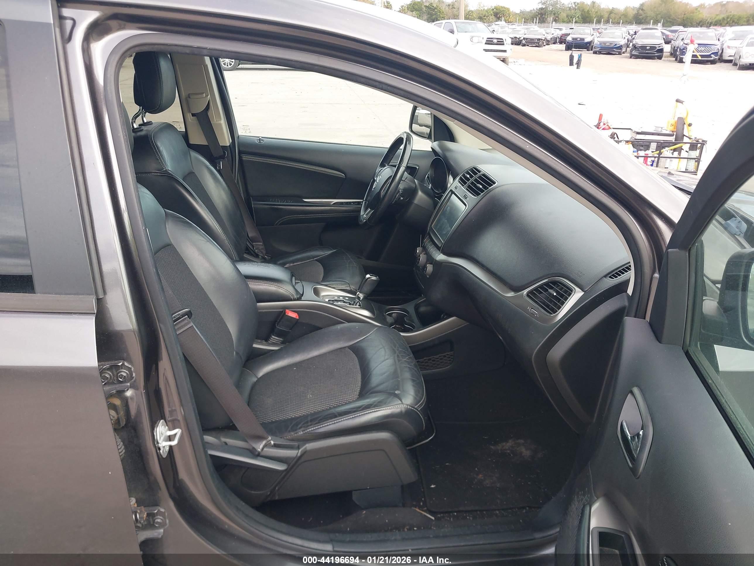 DODGE JOURNEY image 5