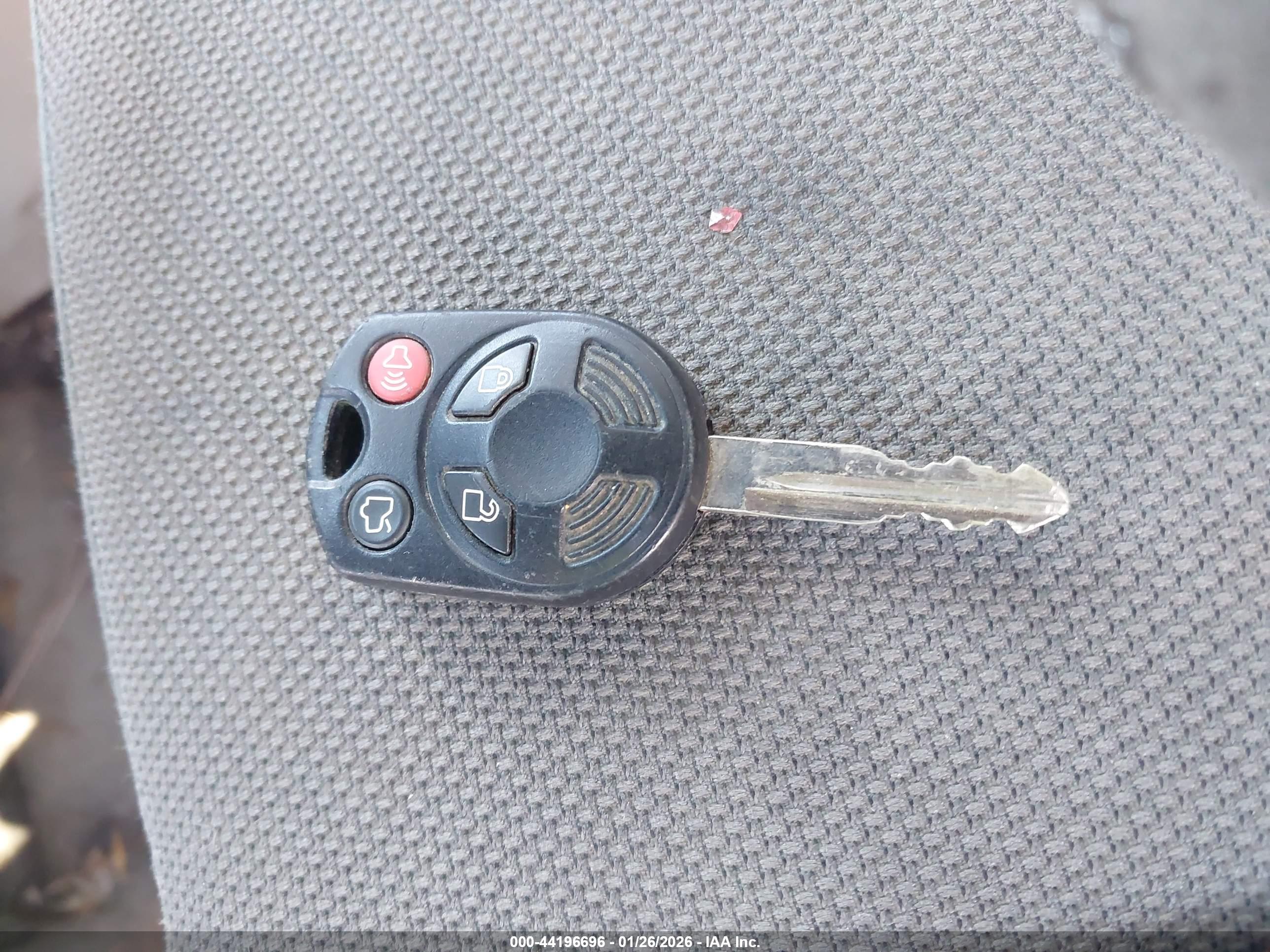FORD ESCAPE image 11
