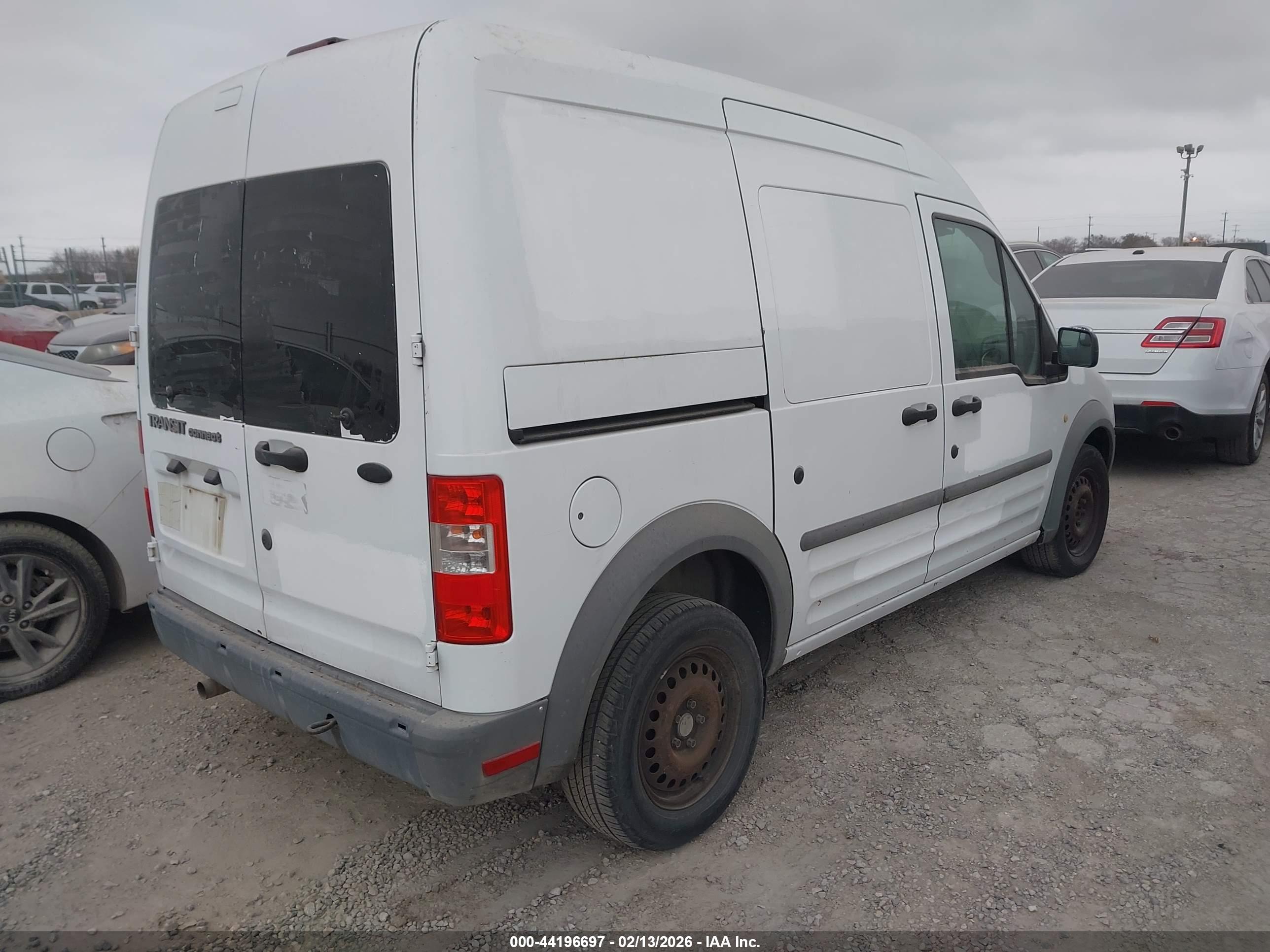 FORD TRANSIT image 4