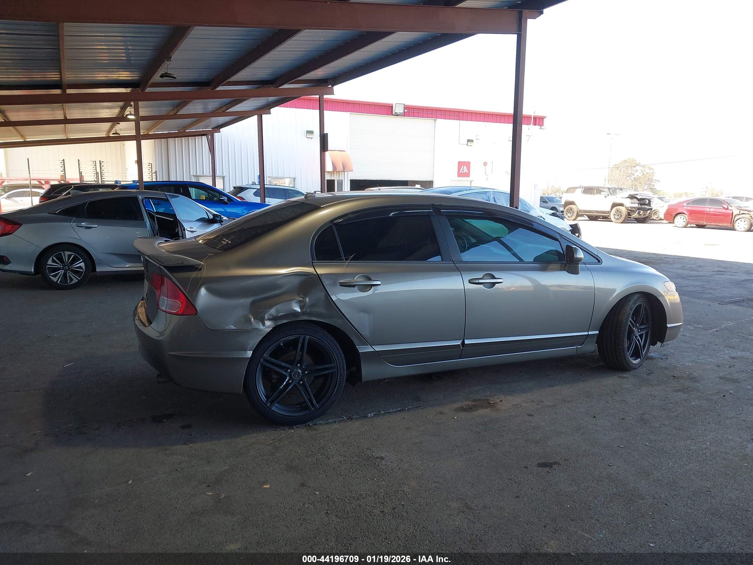 HONDA CIVIC image 6