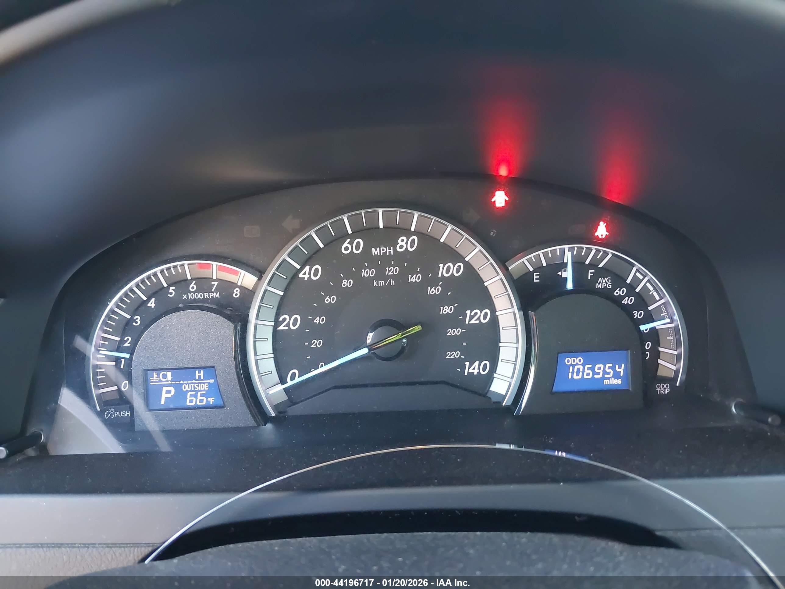 TOYOTA CAMRY image 7