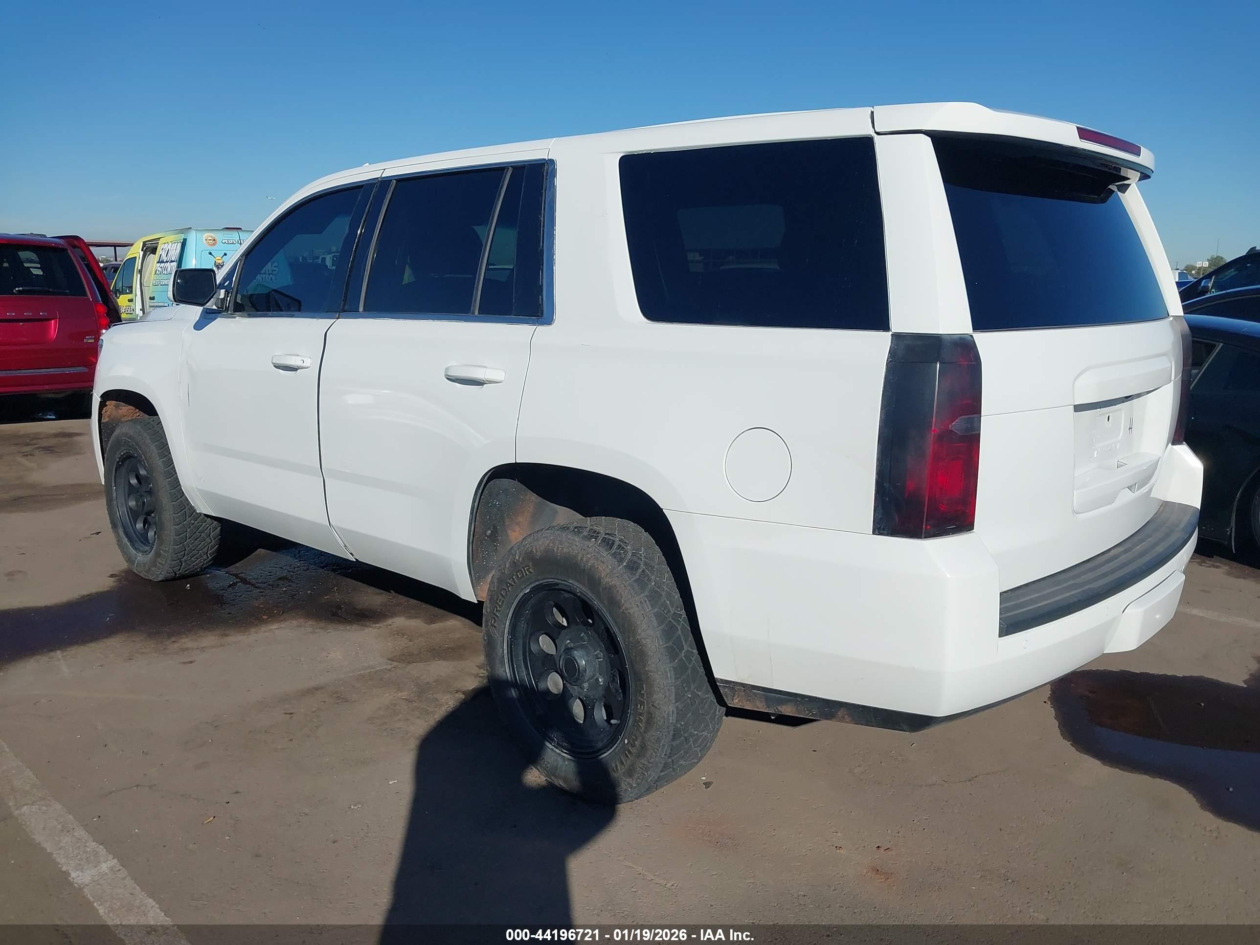 CHEVROLET TAHOE image 3