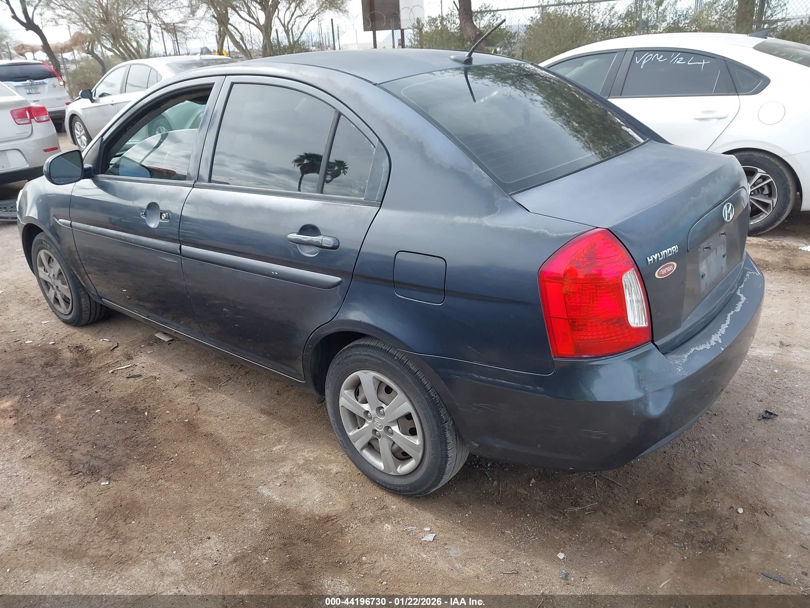 HYUNDAI ACCENT image 3