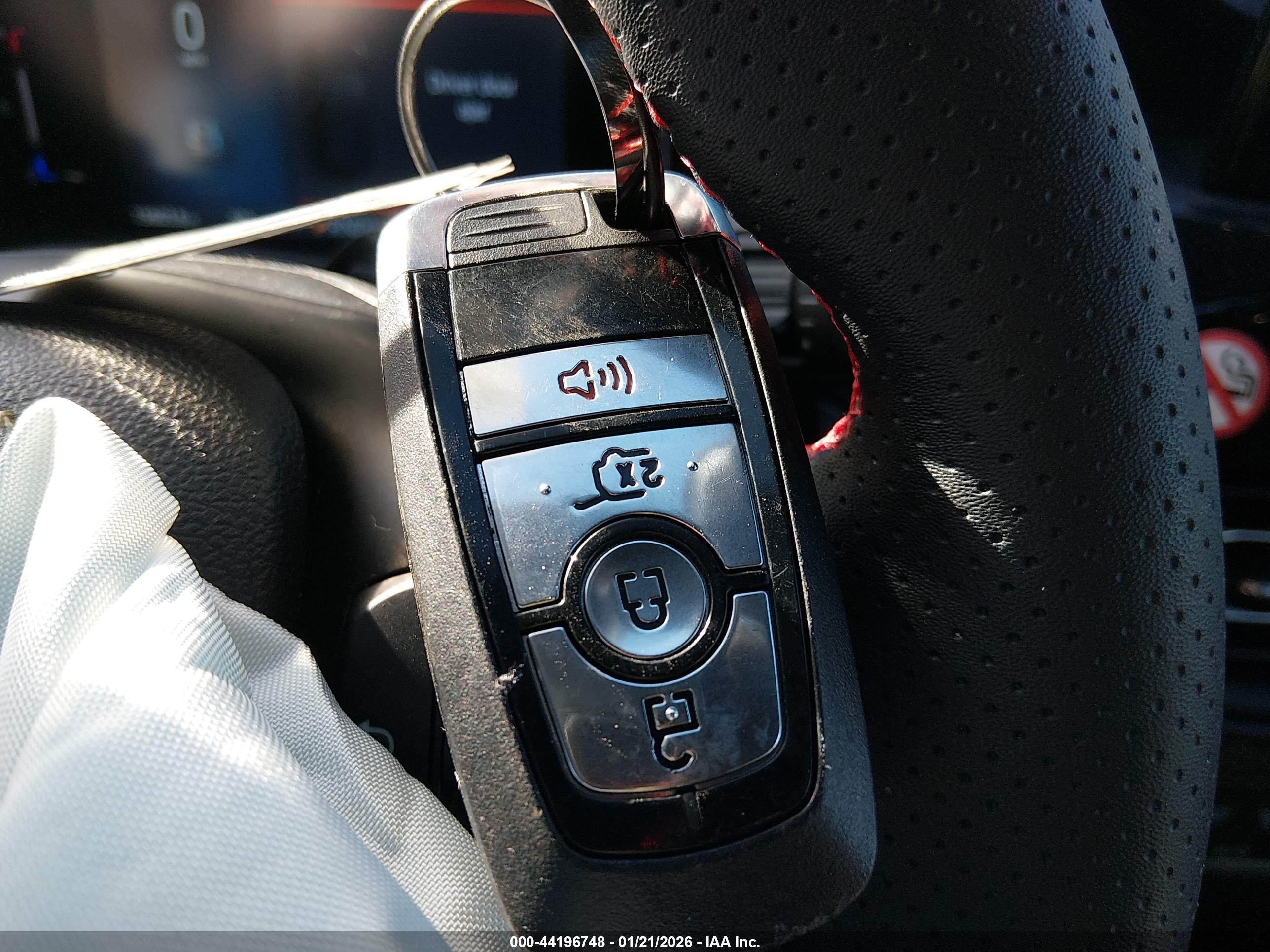 FORD ESCAPE image 11