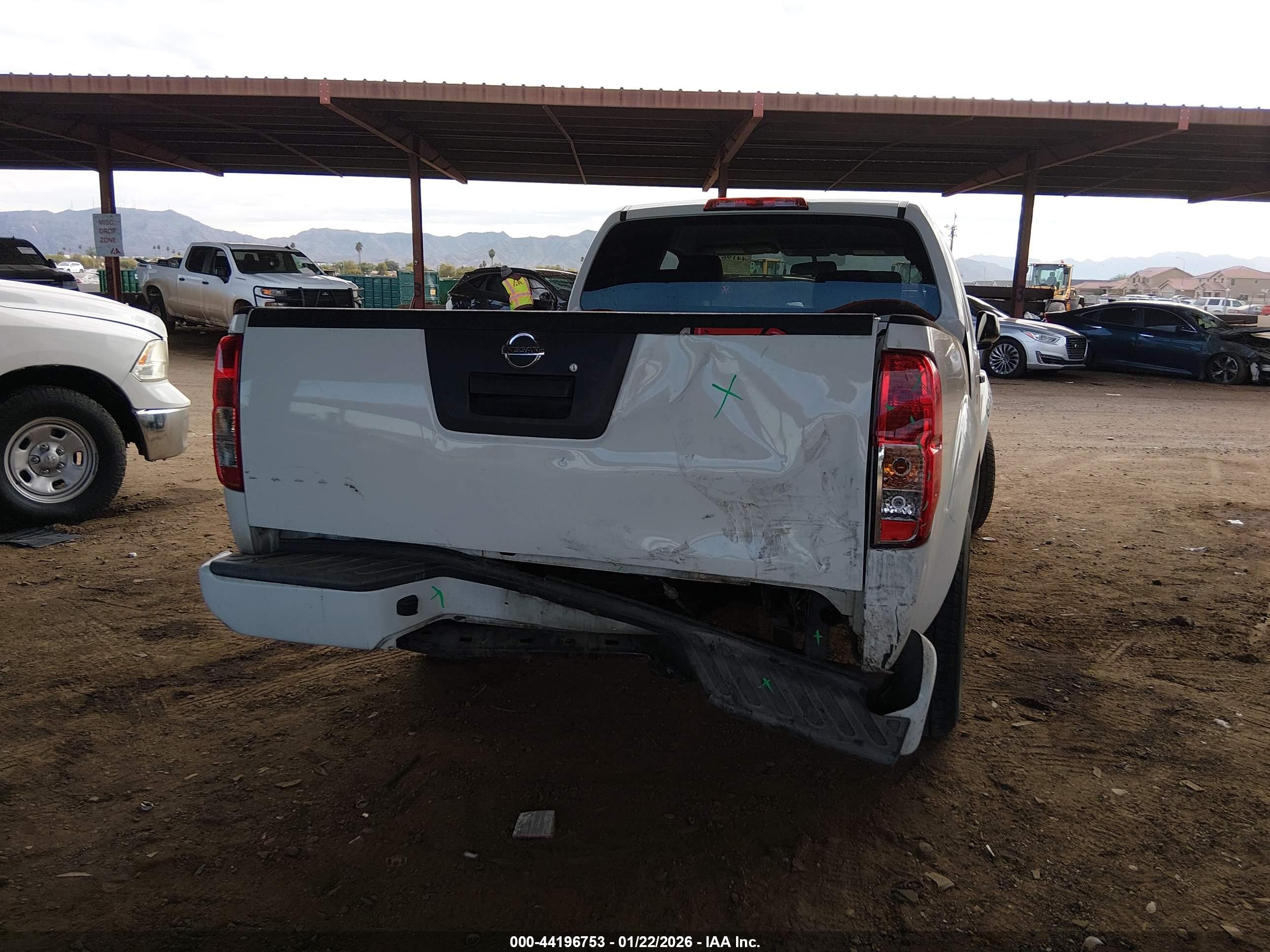 NISSAN FRONTIER image 6
