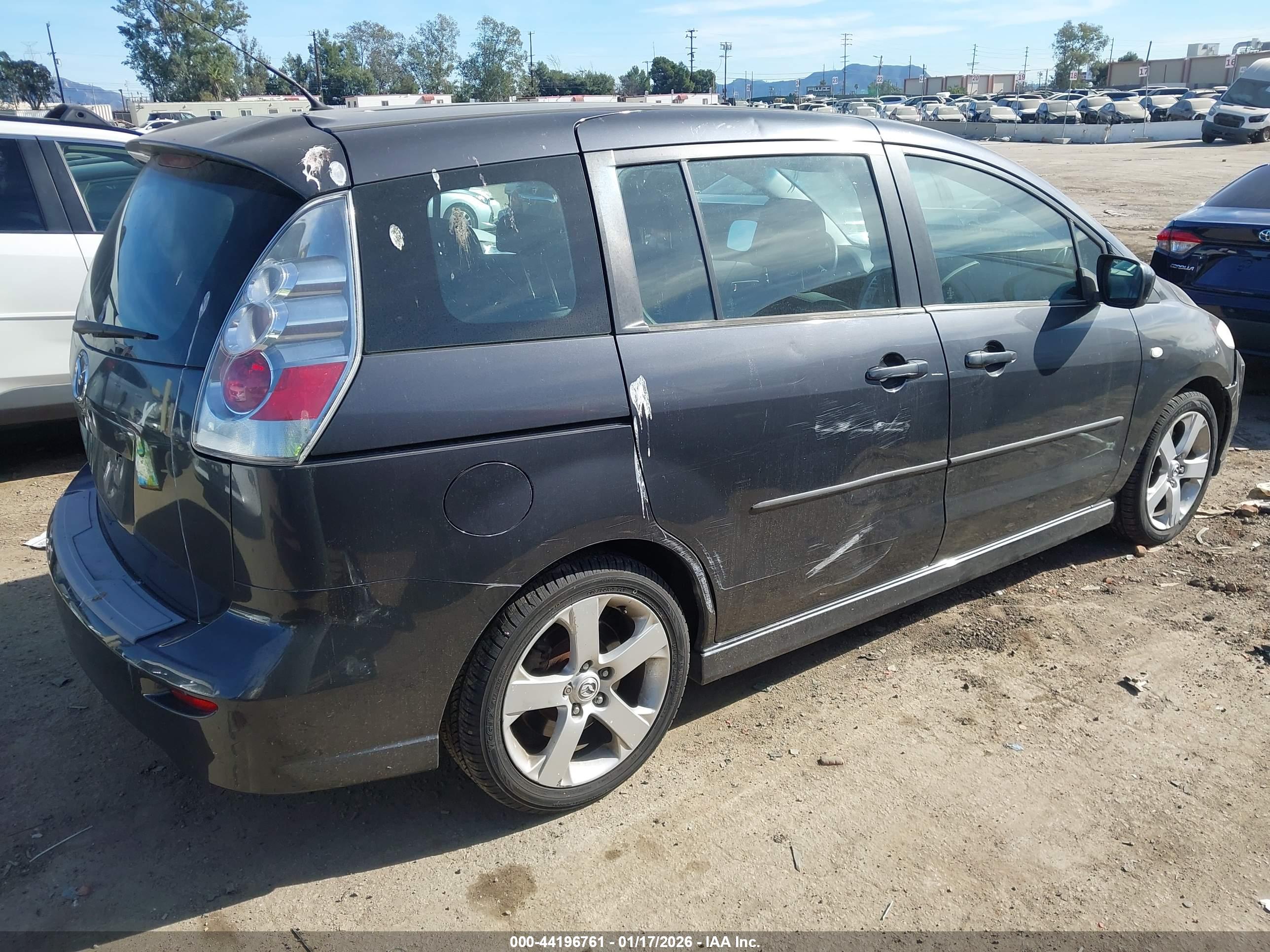 MAZDA MAZDA5 image 4