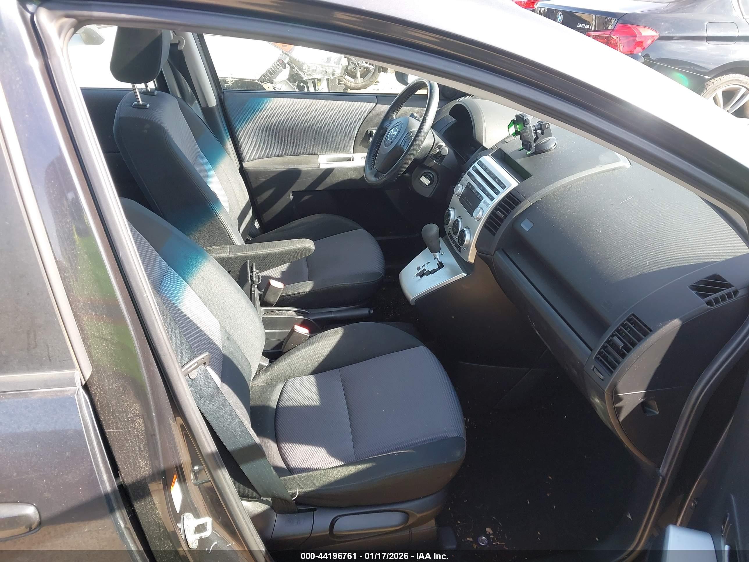 MAZDA MAZDA5 image 5