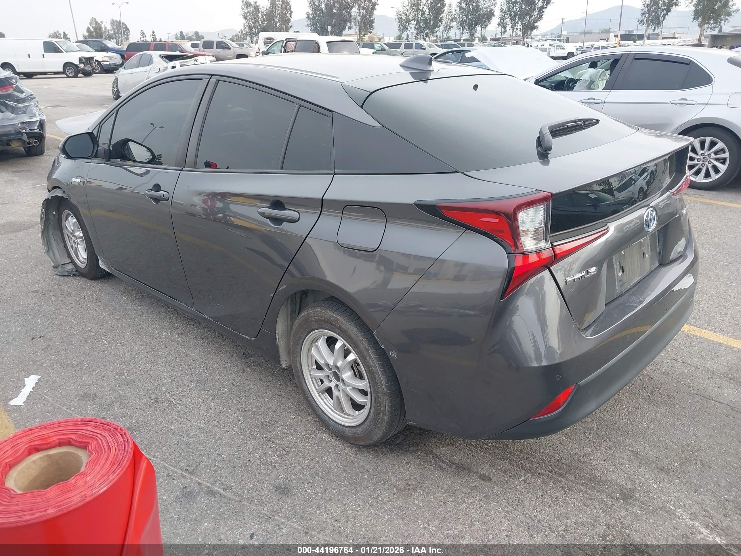 TOYOTA PRIUS image 3
