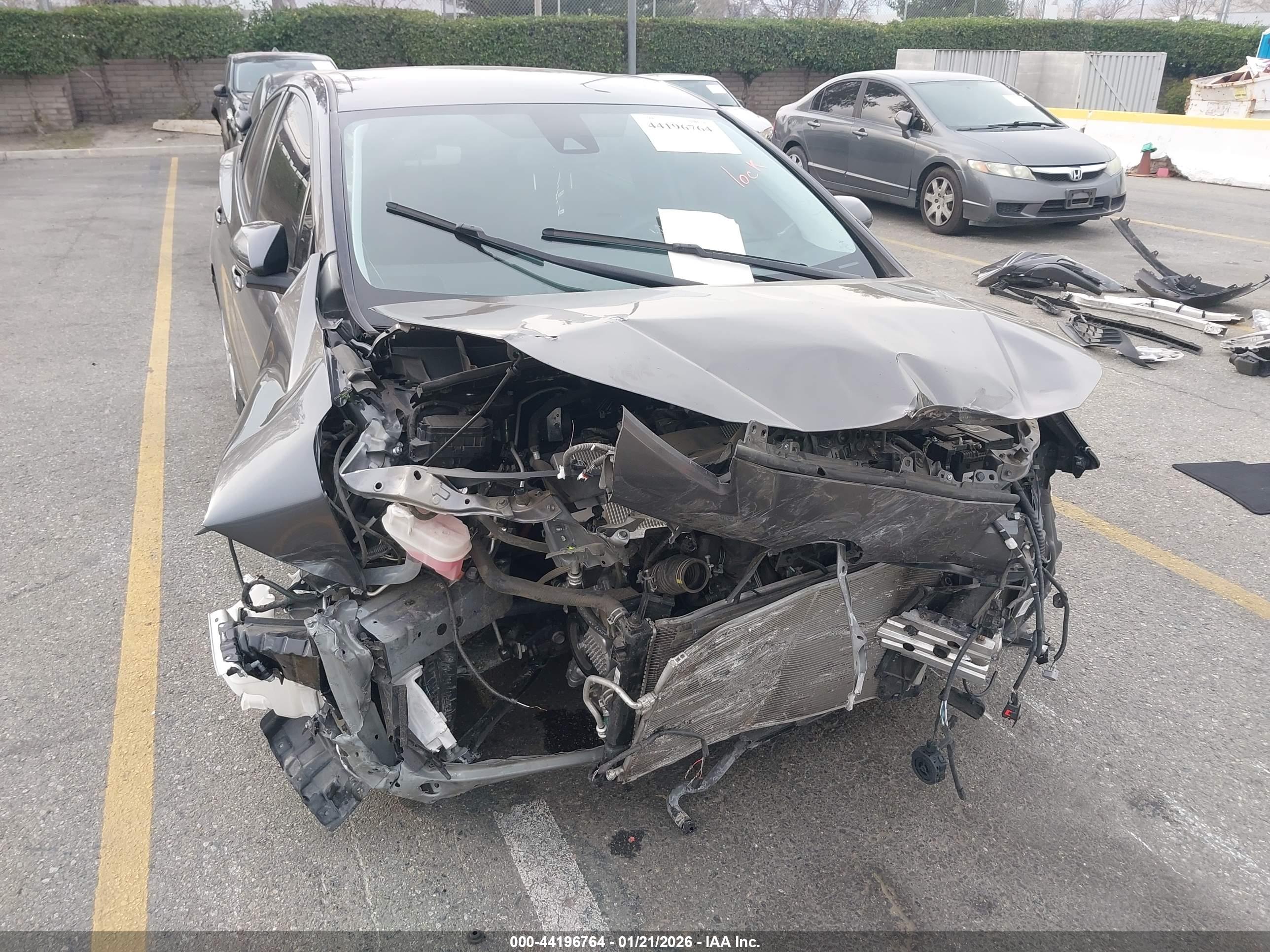 TOYOTA PRIUS image 6