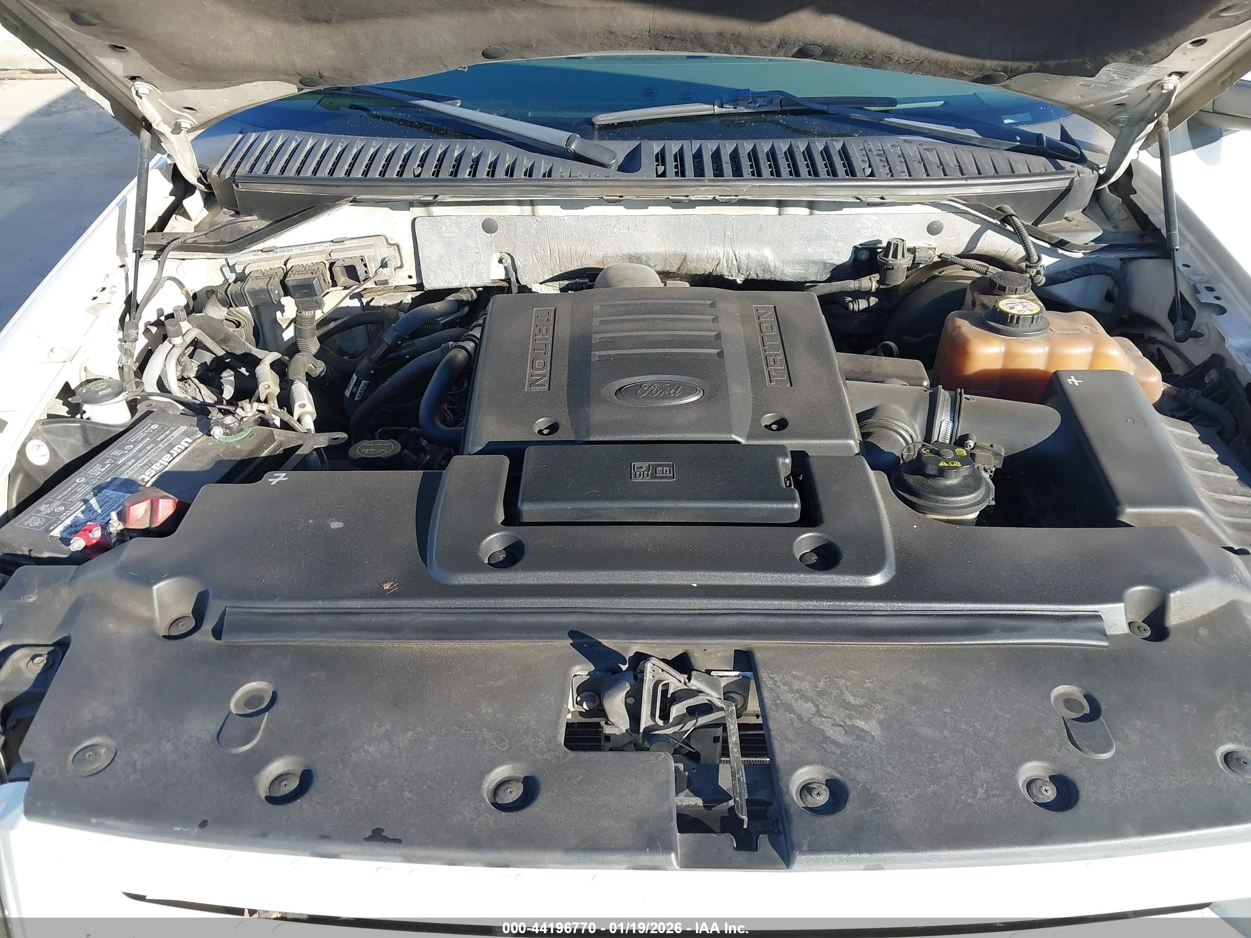 FORD EXPEDITION image 10