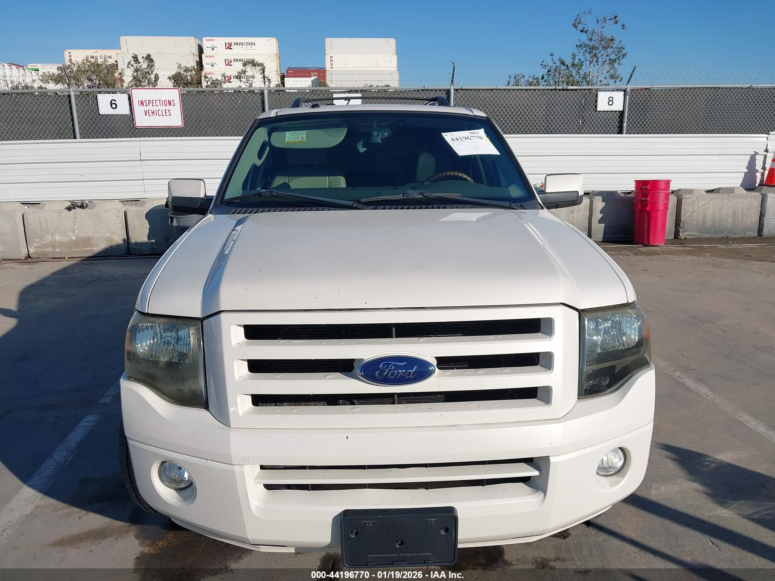 FORD EXPEDITION image 6