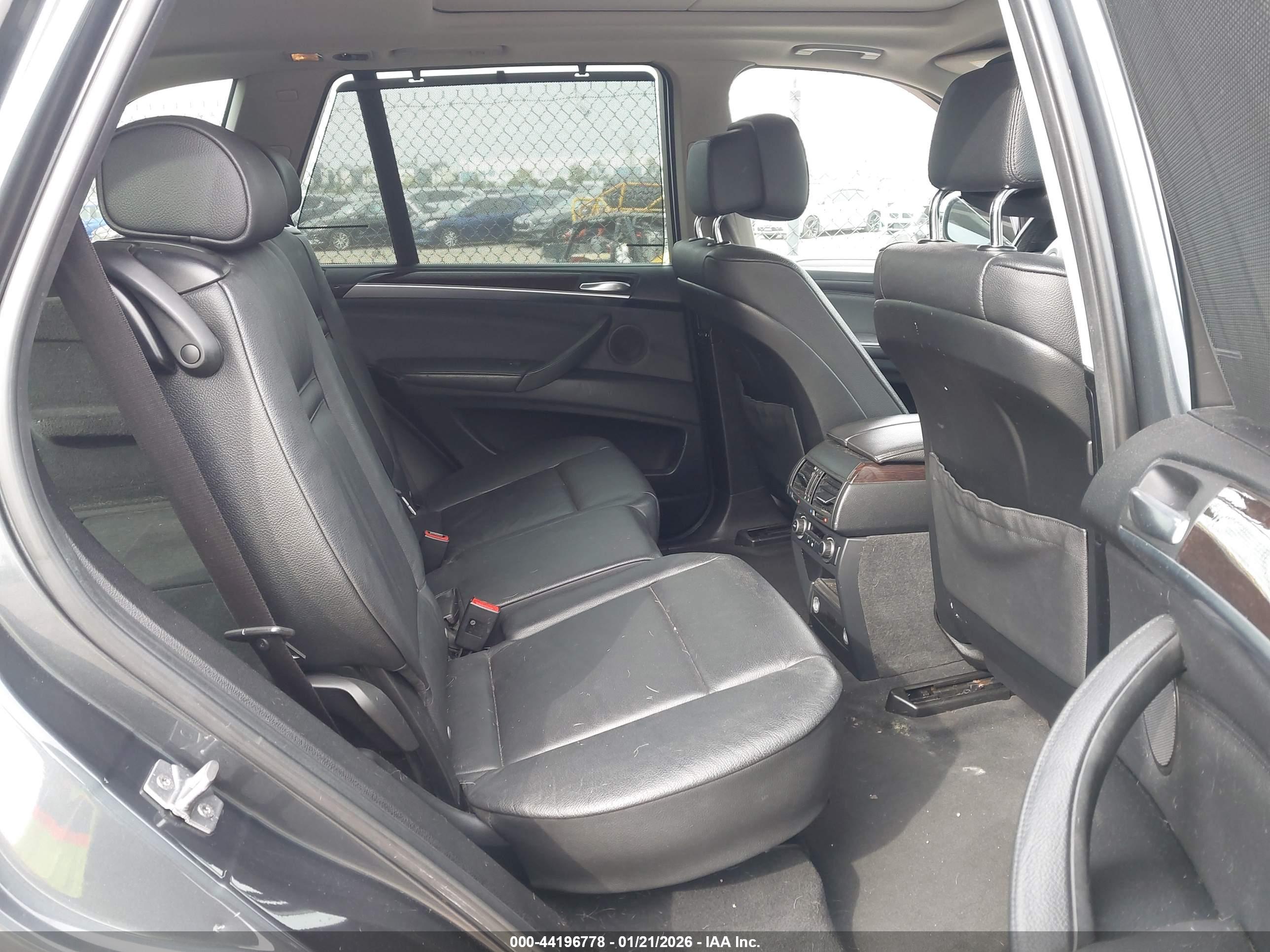 BMW X5 image 8