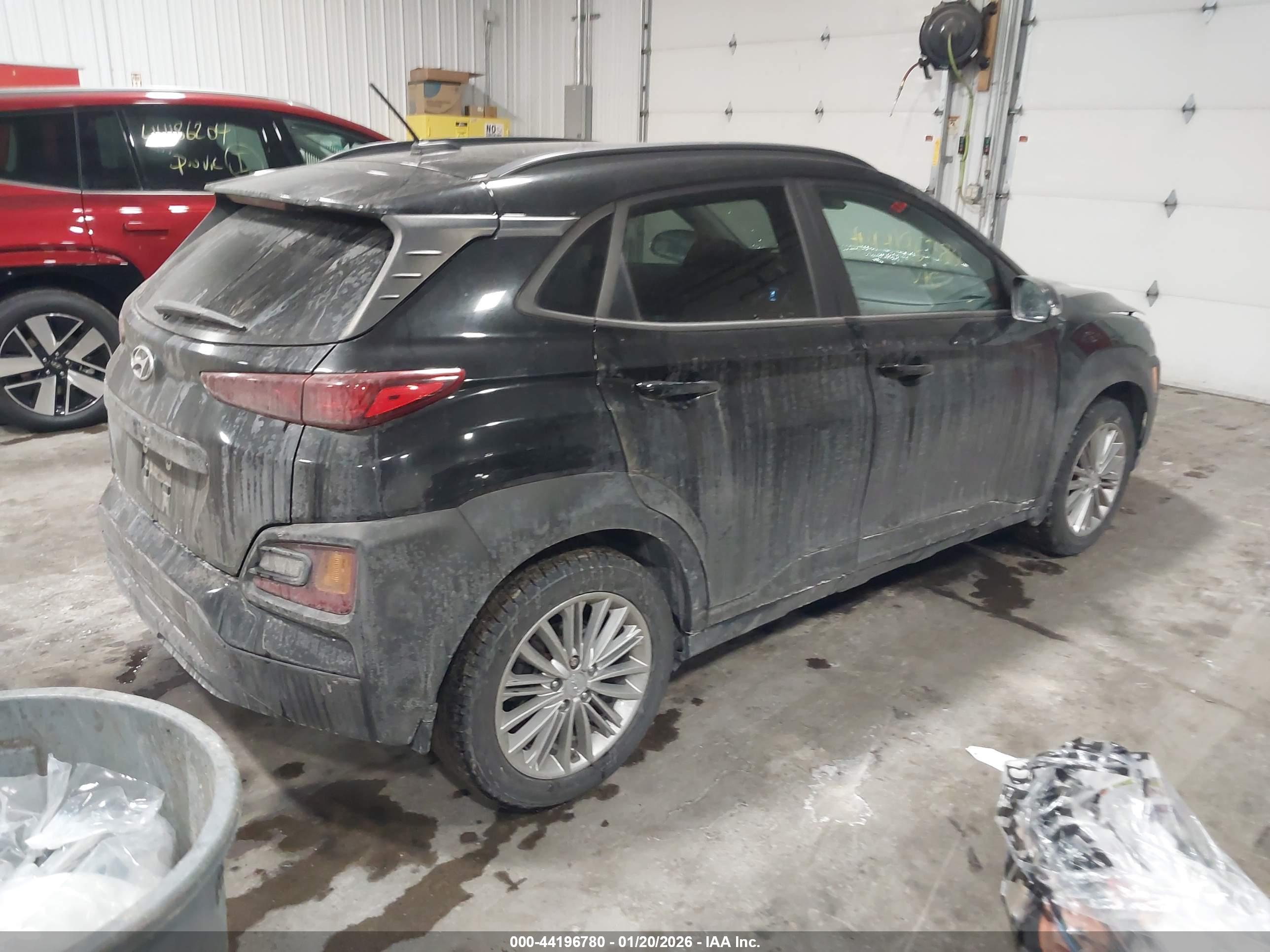 HYUNDAI KONA image 4