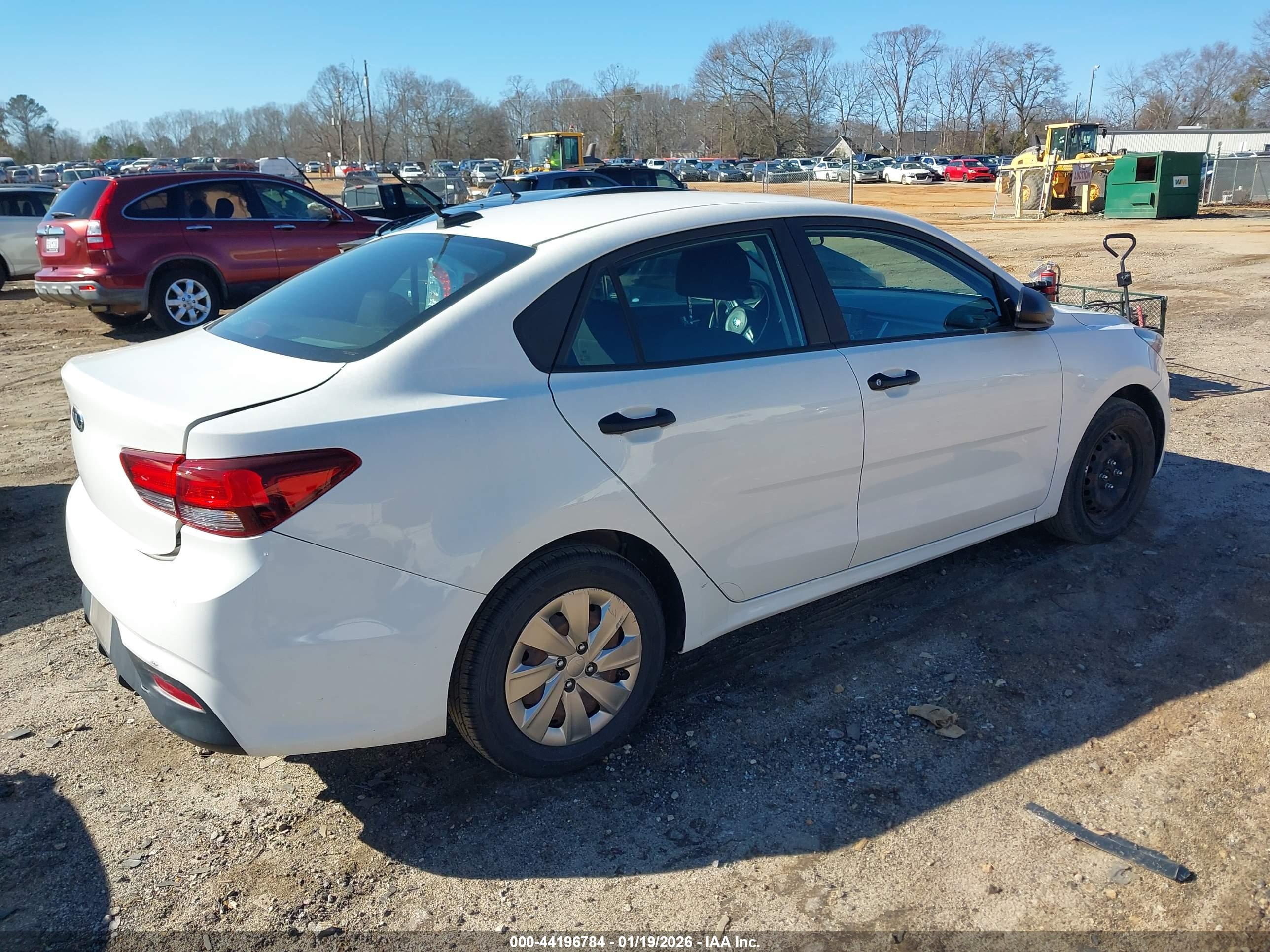 KIA RIO image 4