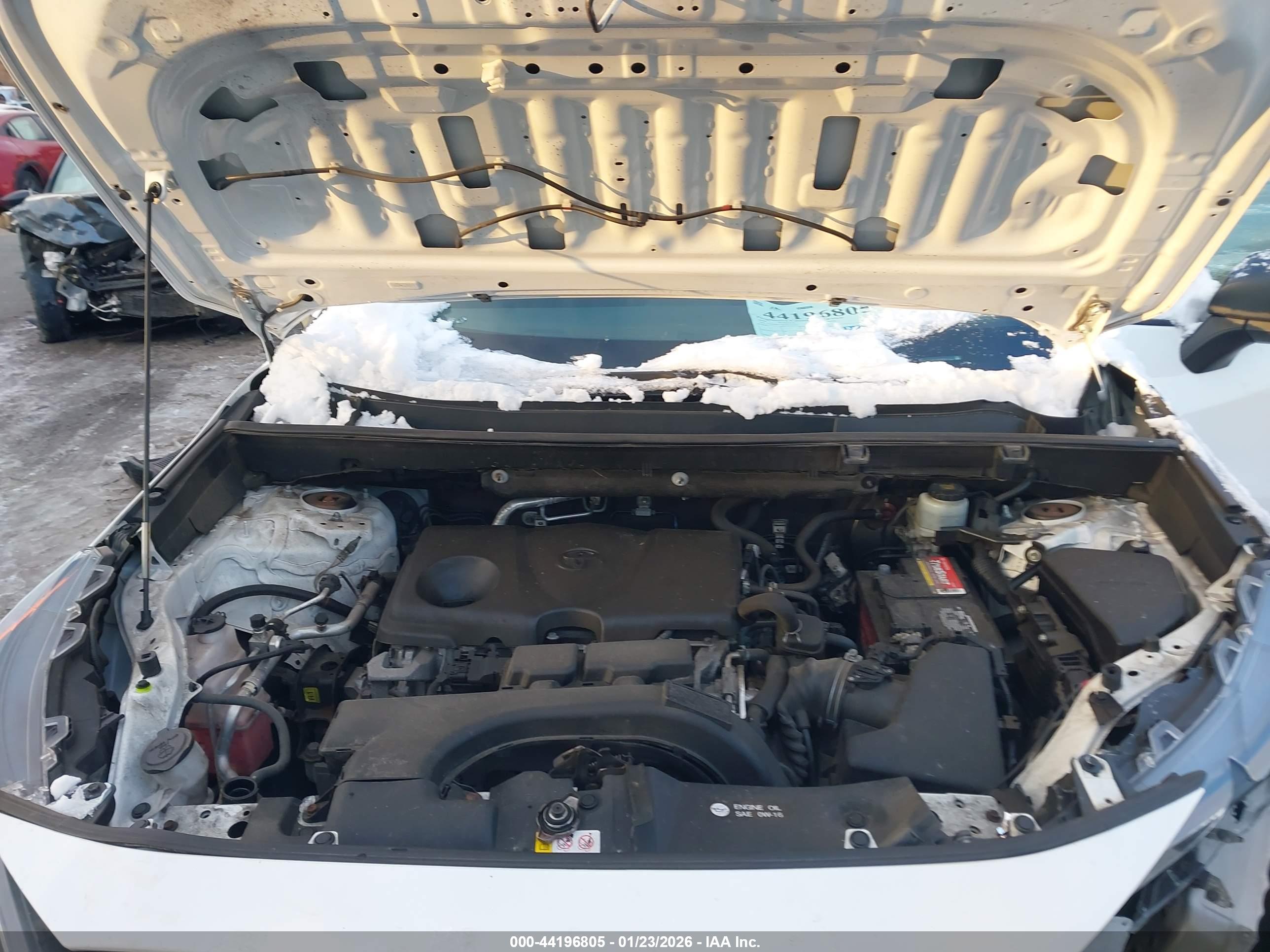 TOYOTA RAV4 image 10