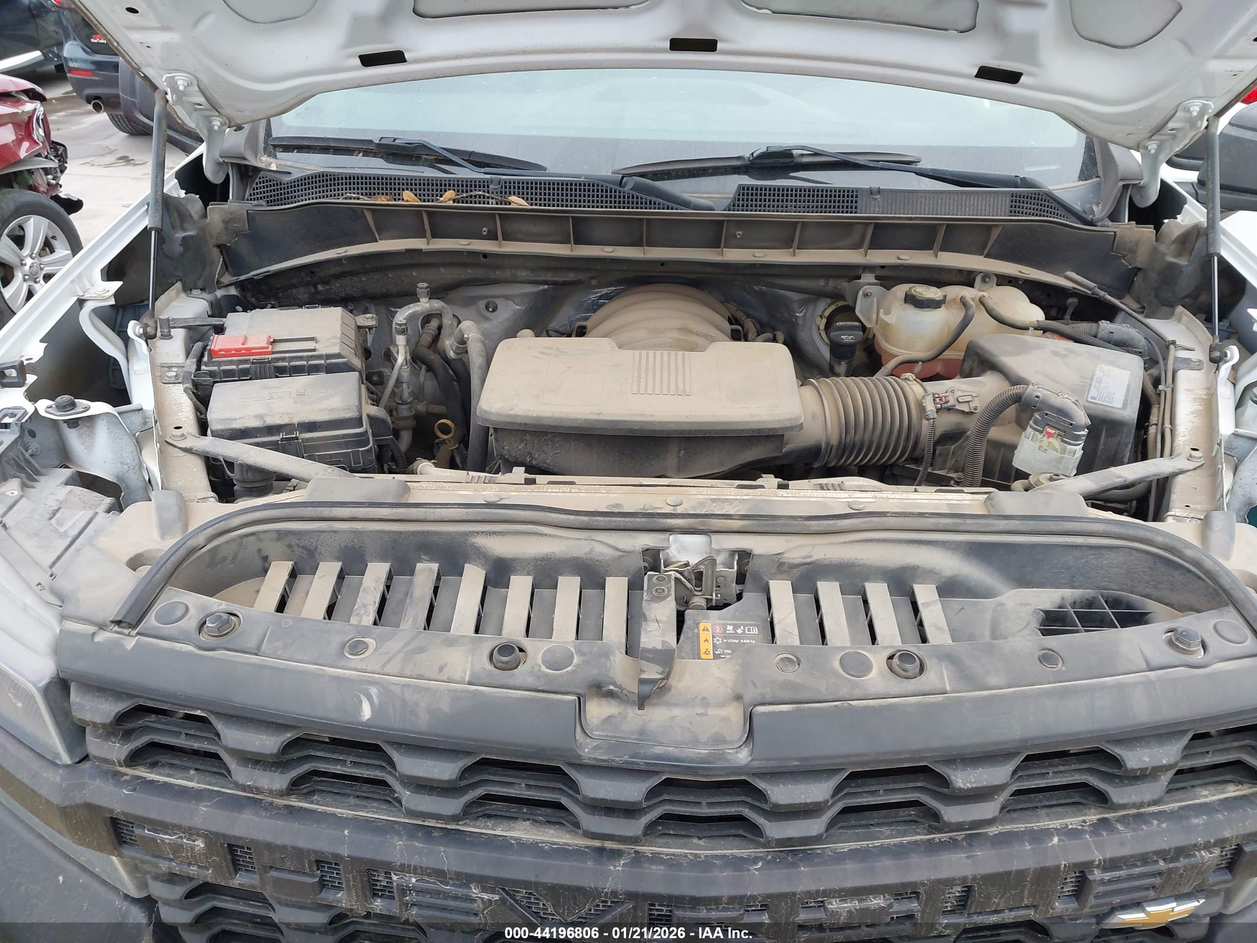 CHEVROLET SILVERADO image 10
