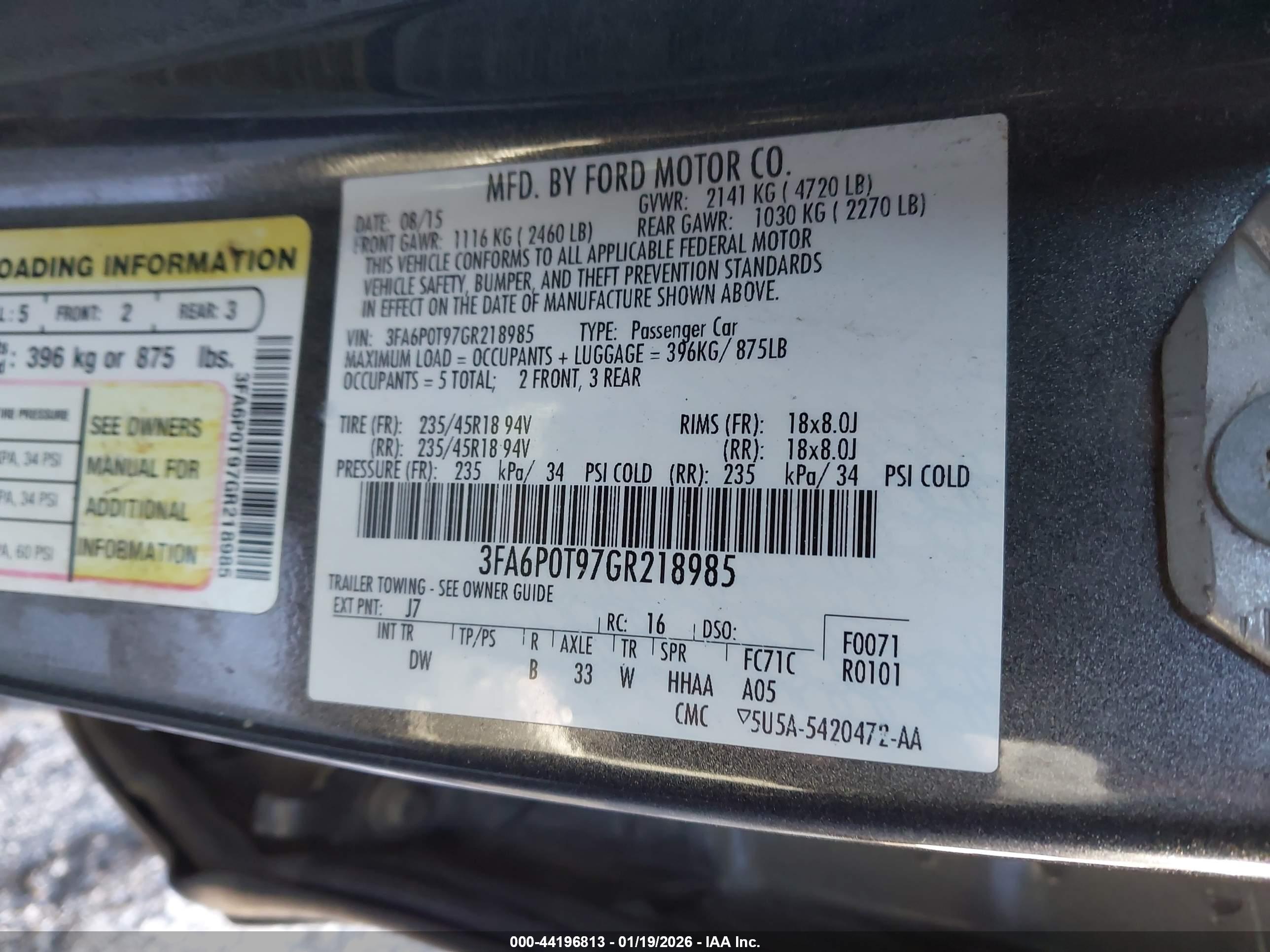 FORD FUSION image 9
