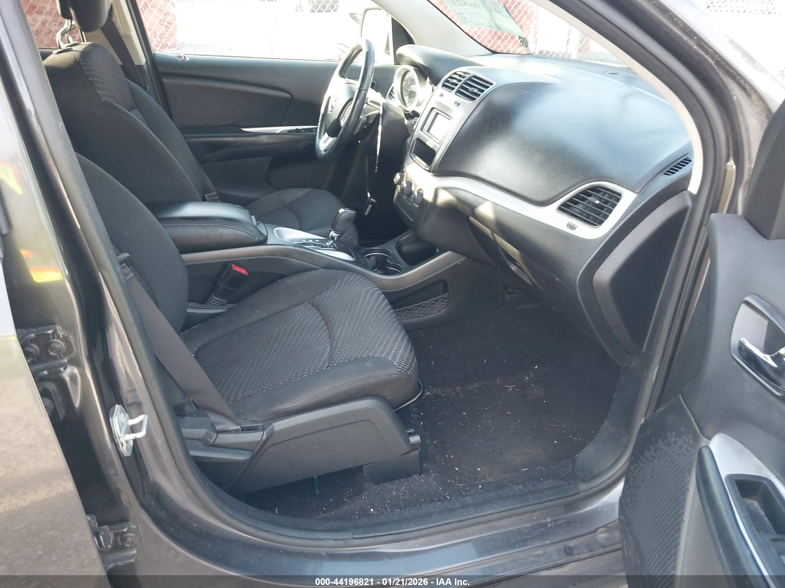 DODGE JOURNEY image 5