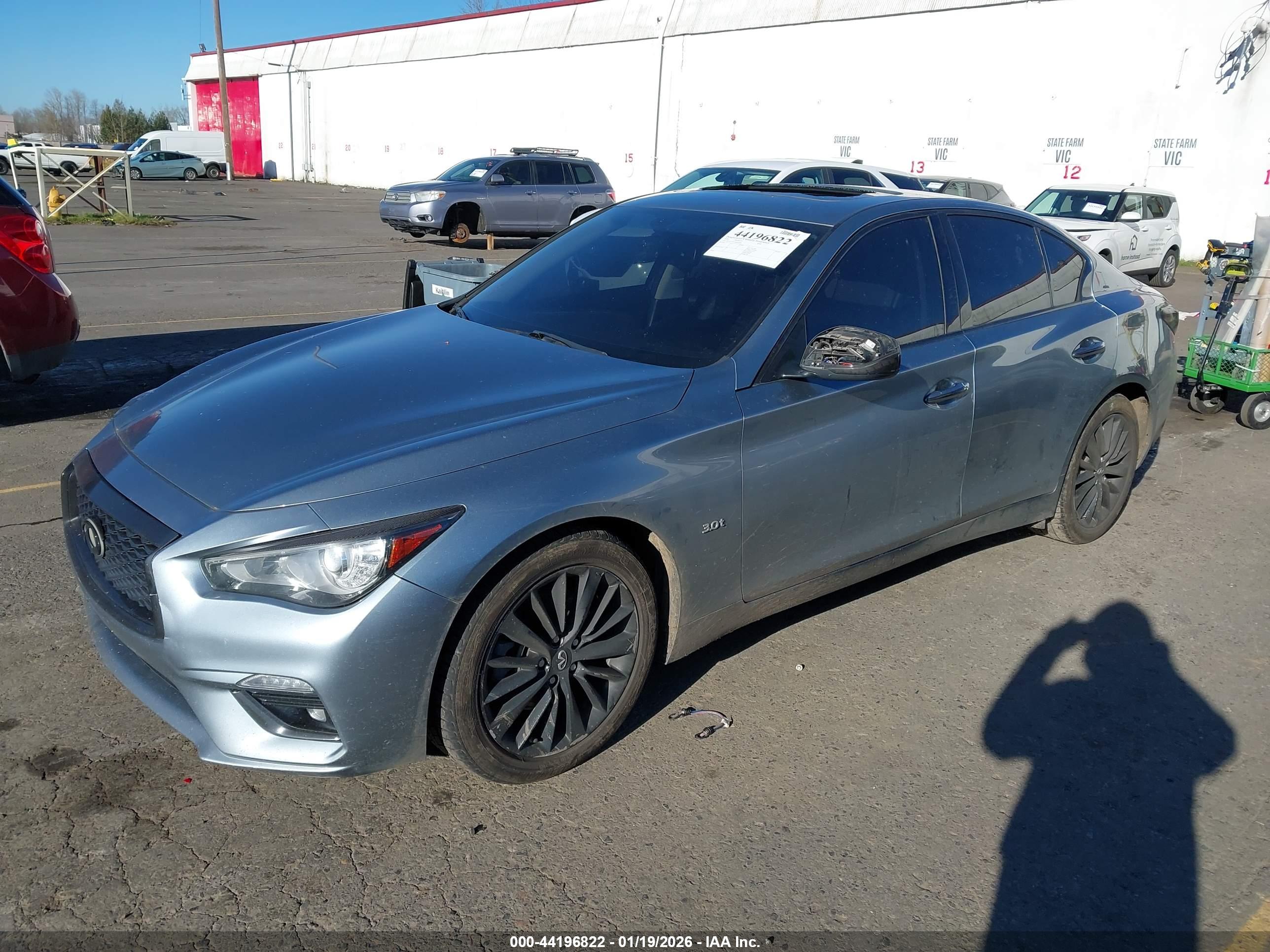 INFINITI Q50 image 2
