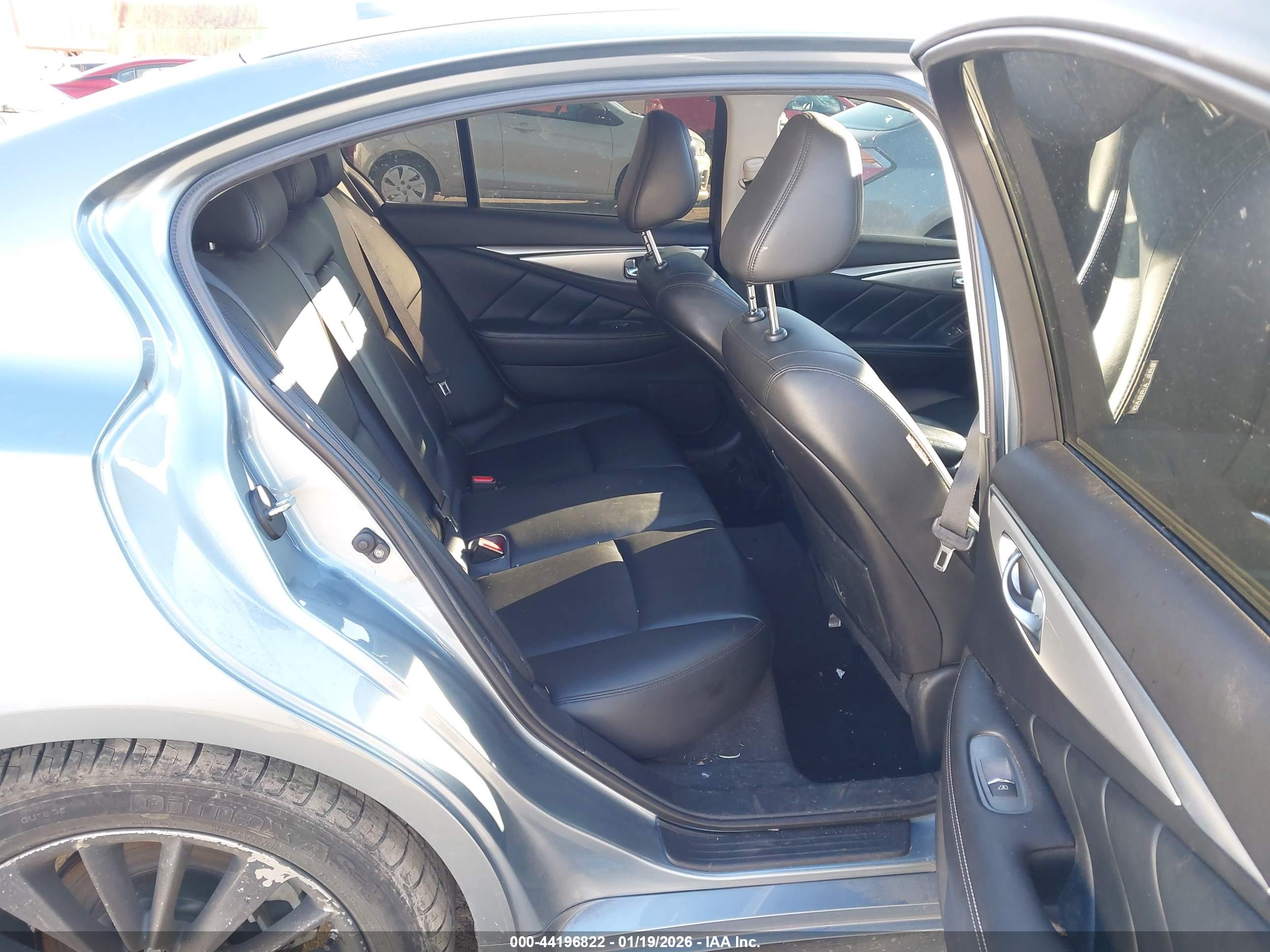INFINITI Q50 image 8