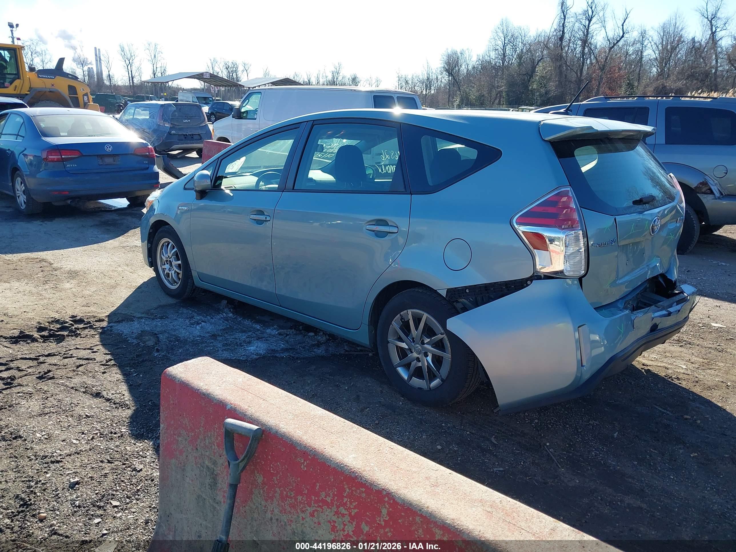 TOYOTA PRIUS image 3