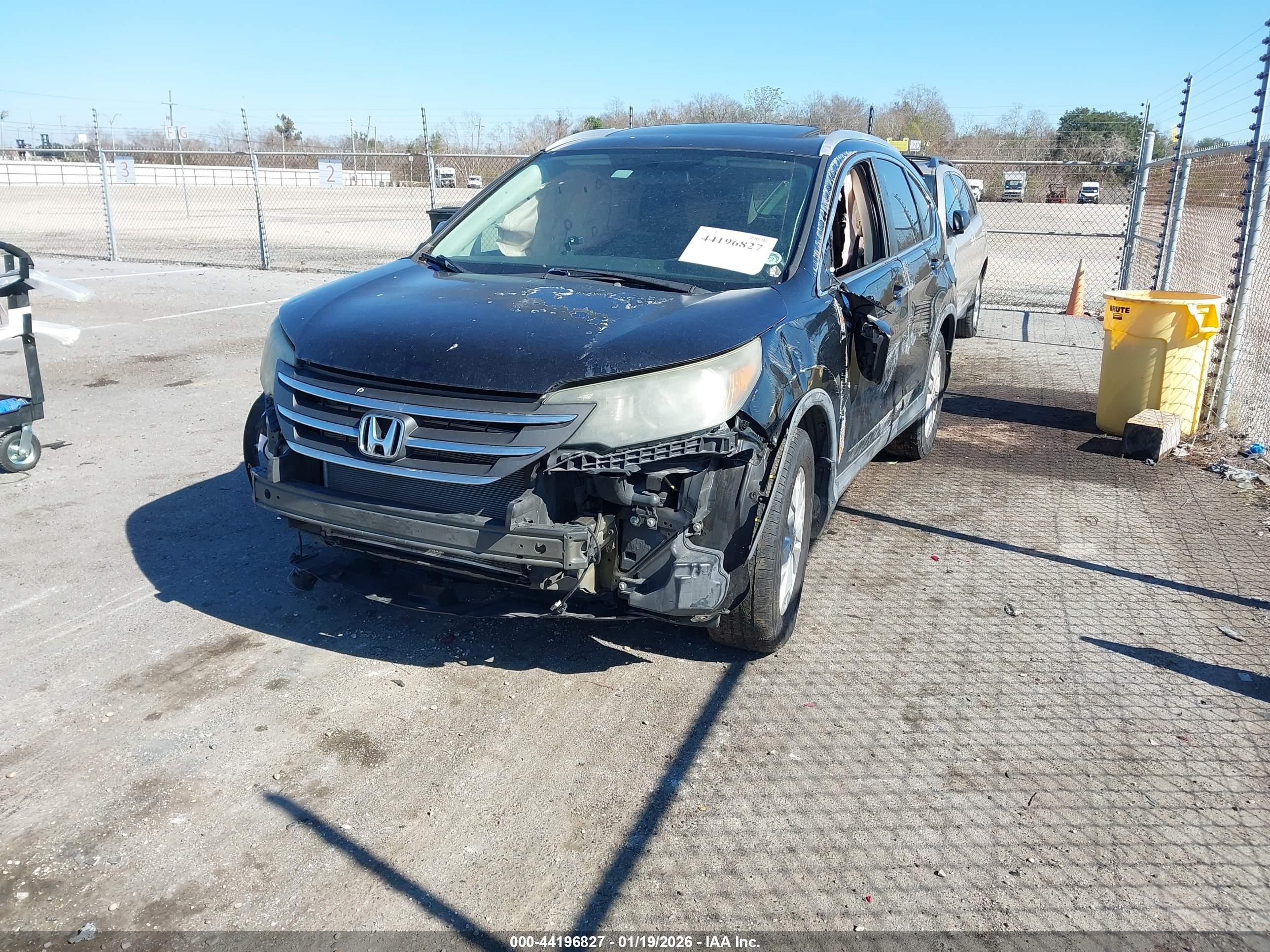 HONDA CR-V image 2